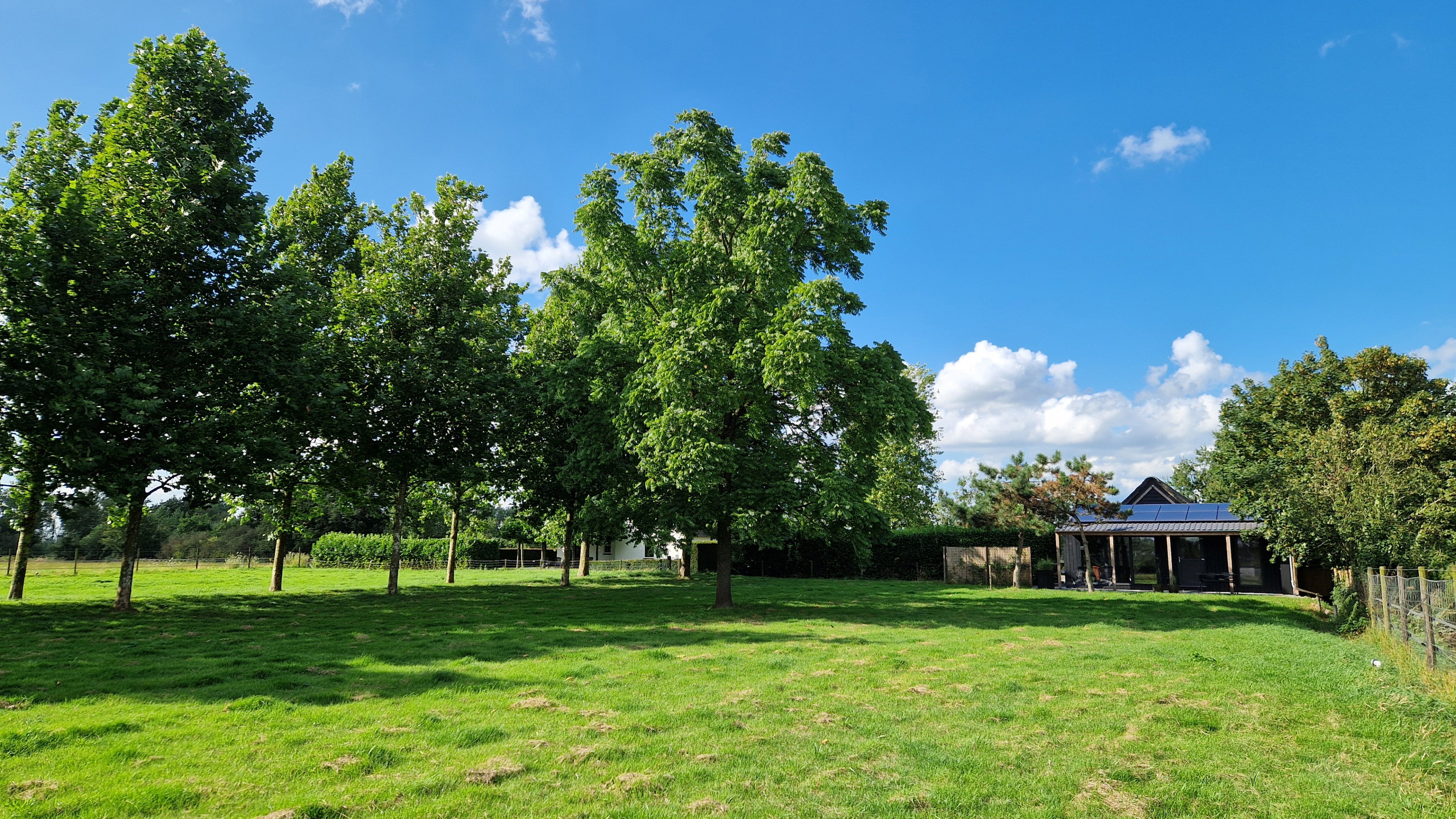Casa nella natura a Leur