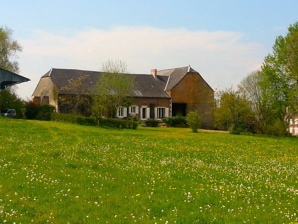 Nature house in Besmont
