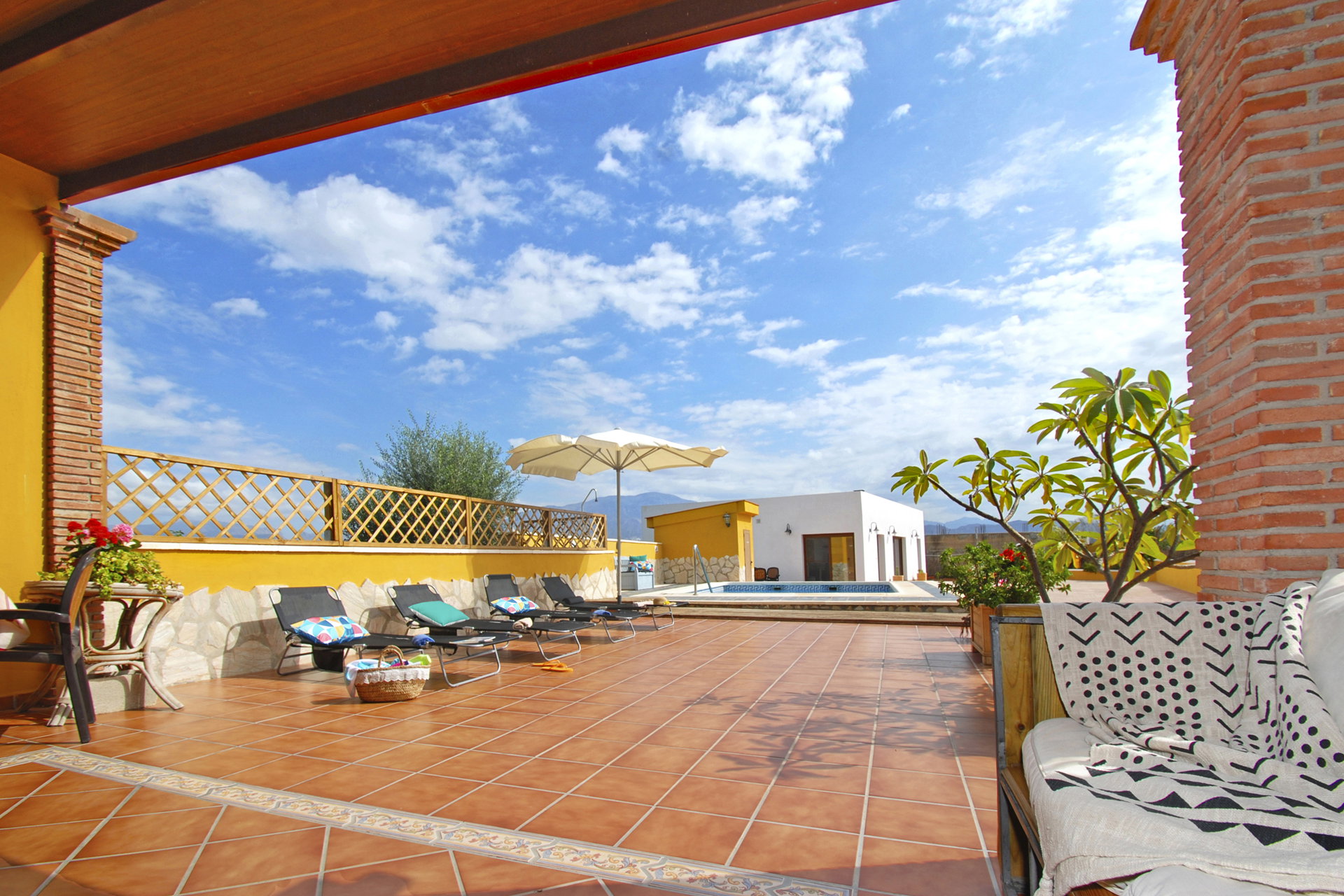 Nature house in VELEZ MALAGA
