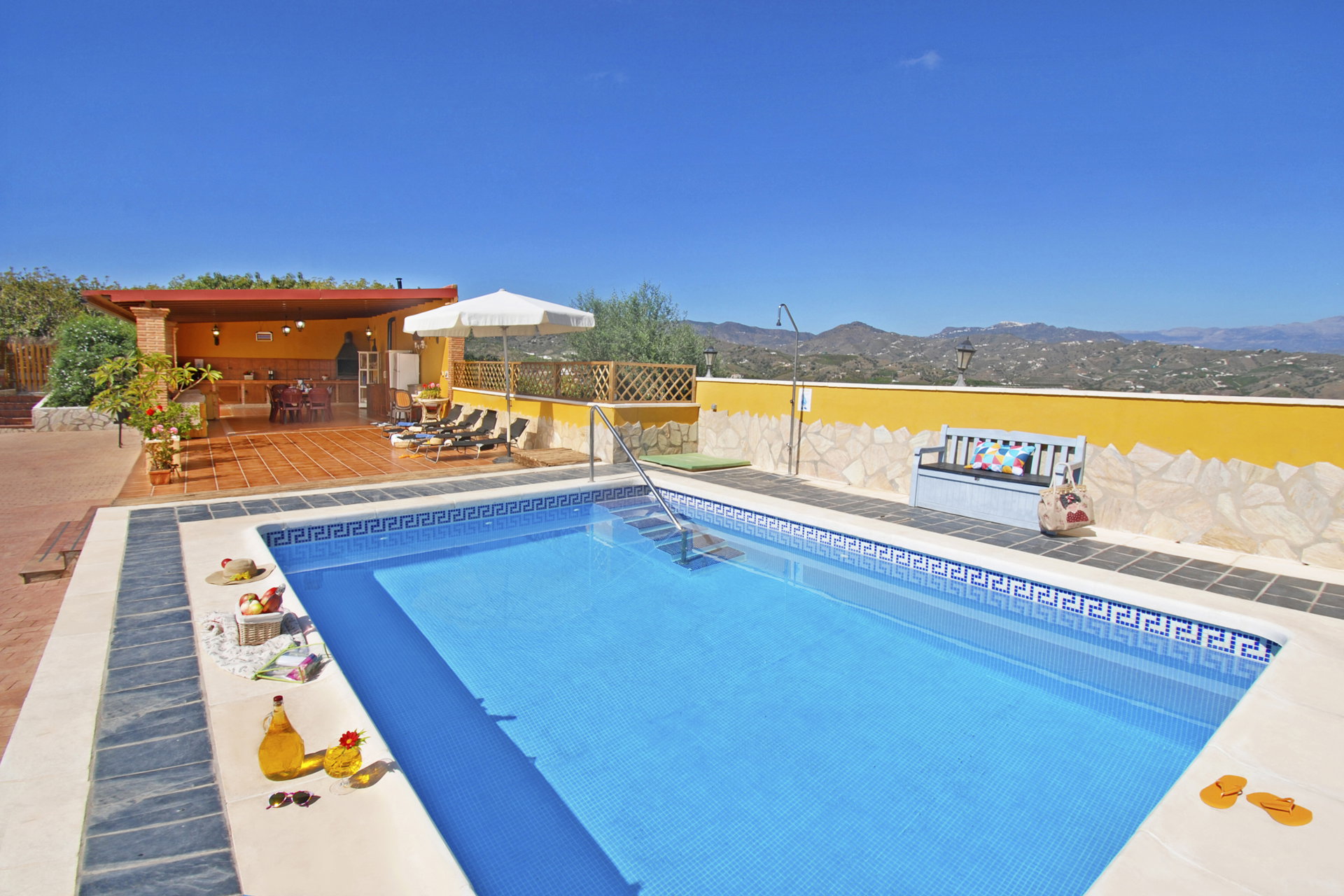 Nature house in VELEZ MALAGA