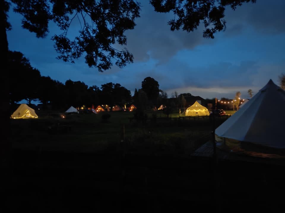 - image: 42