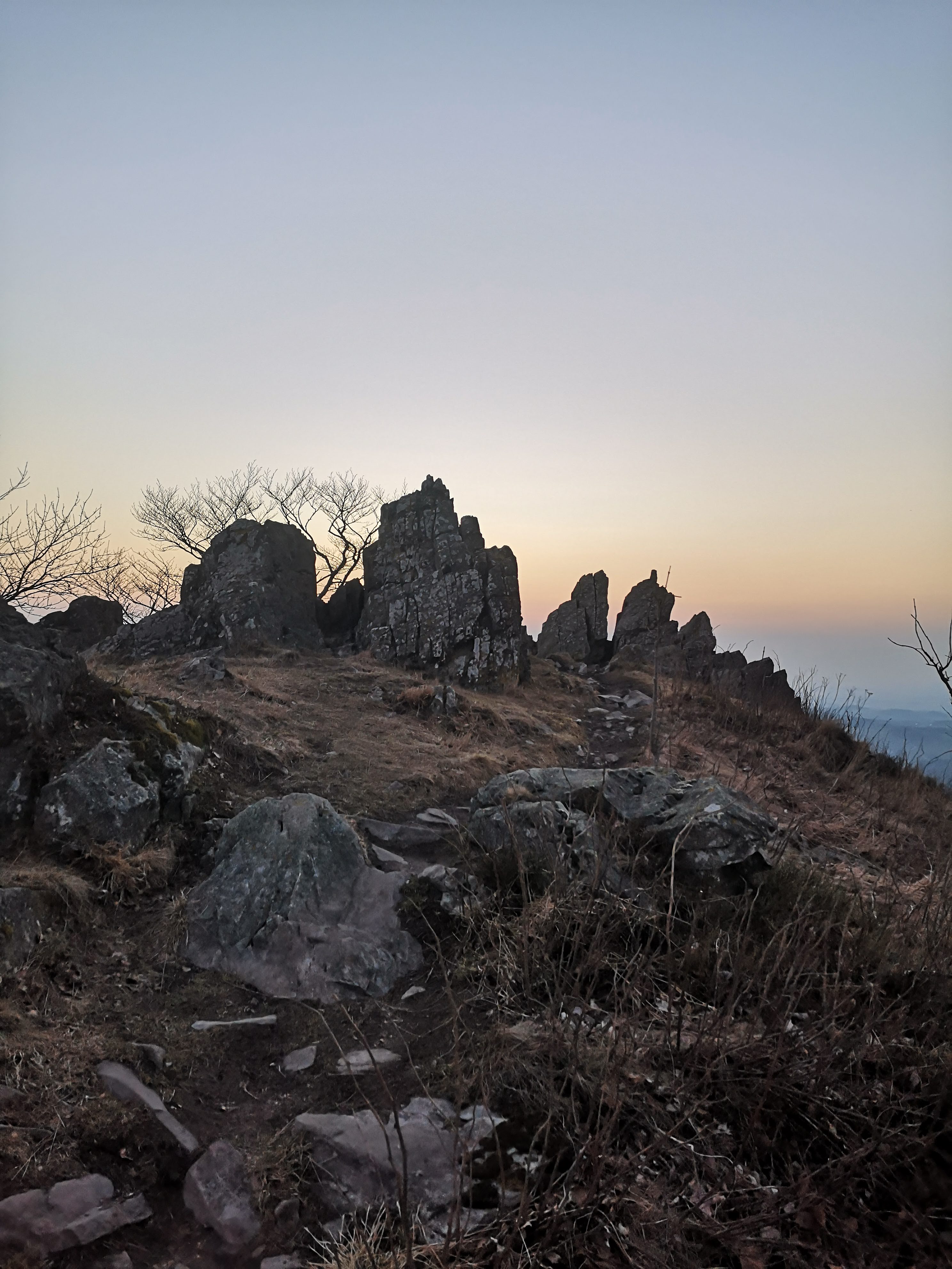 - image: 27