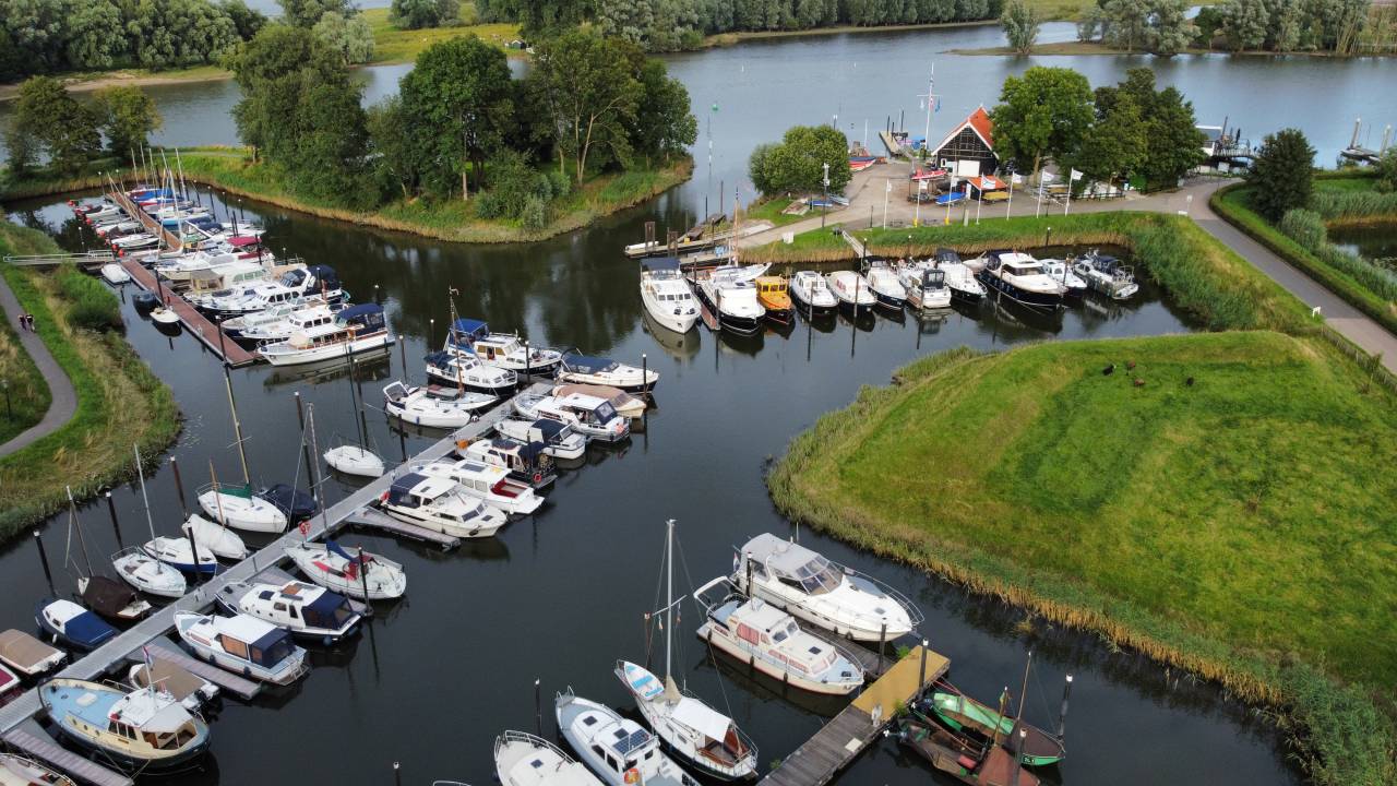 Naturhäuschen in Woudrichem