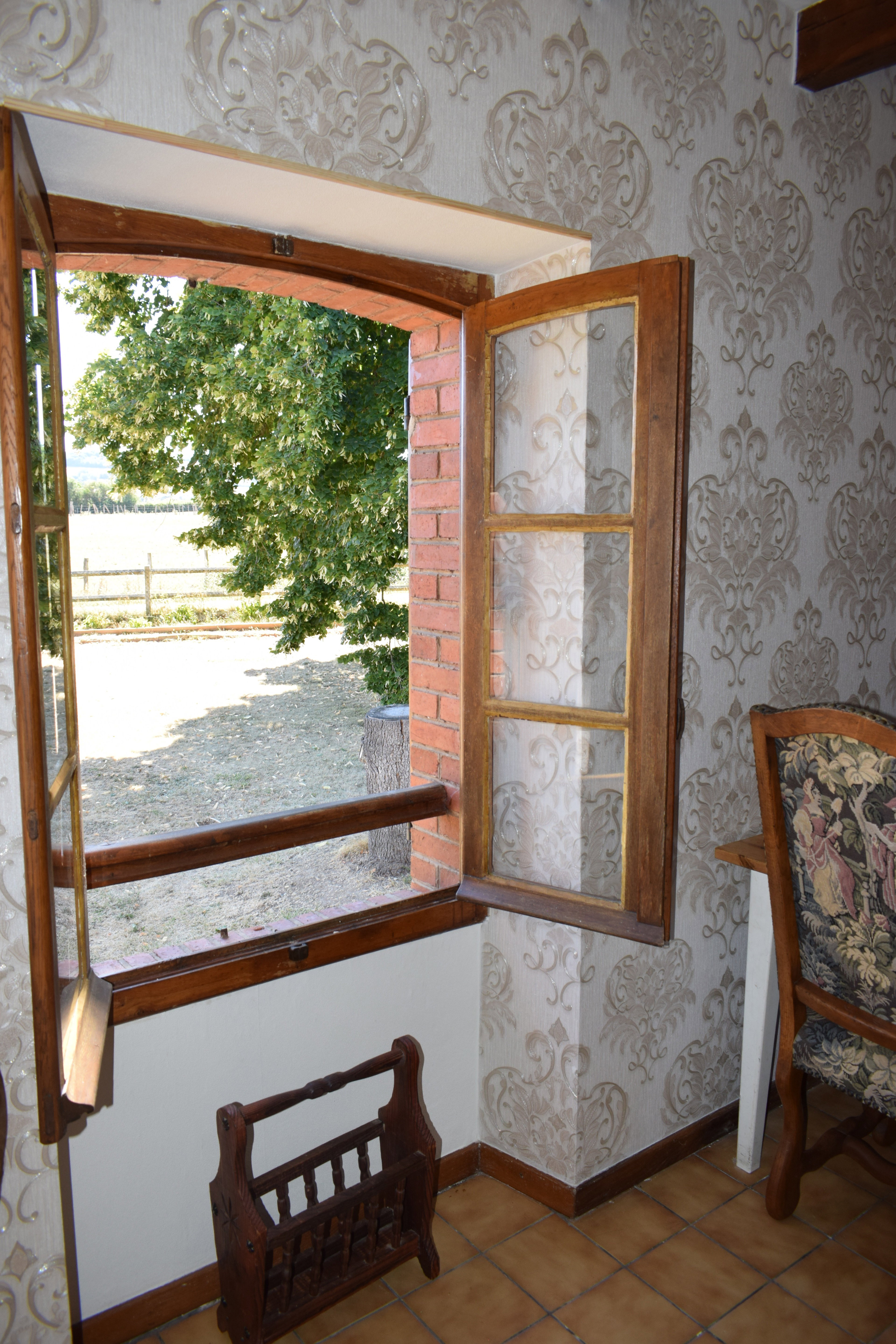Nature house in Marcheseuil-Cherchilly