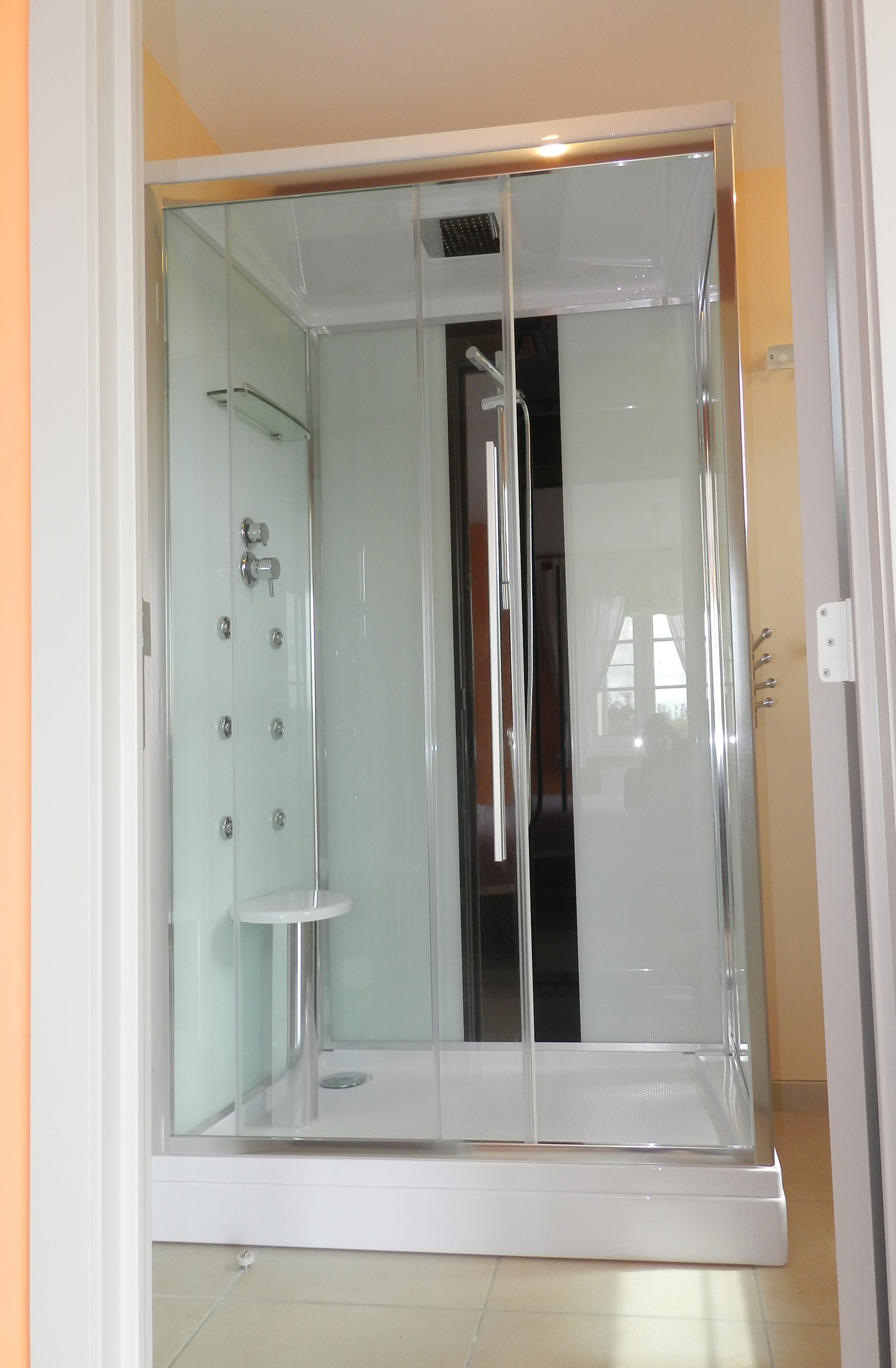 - image: 12