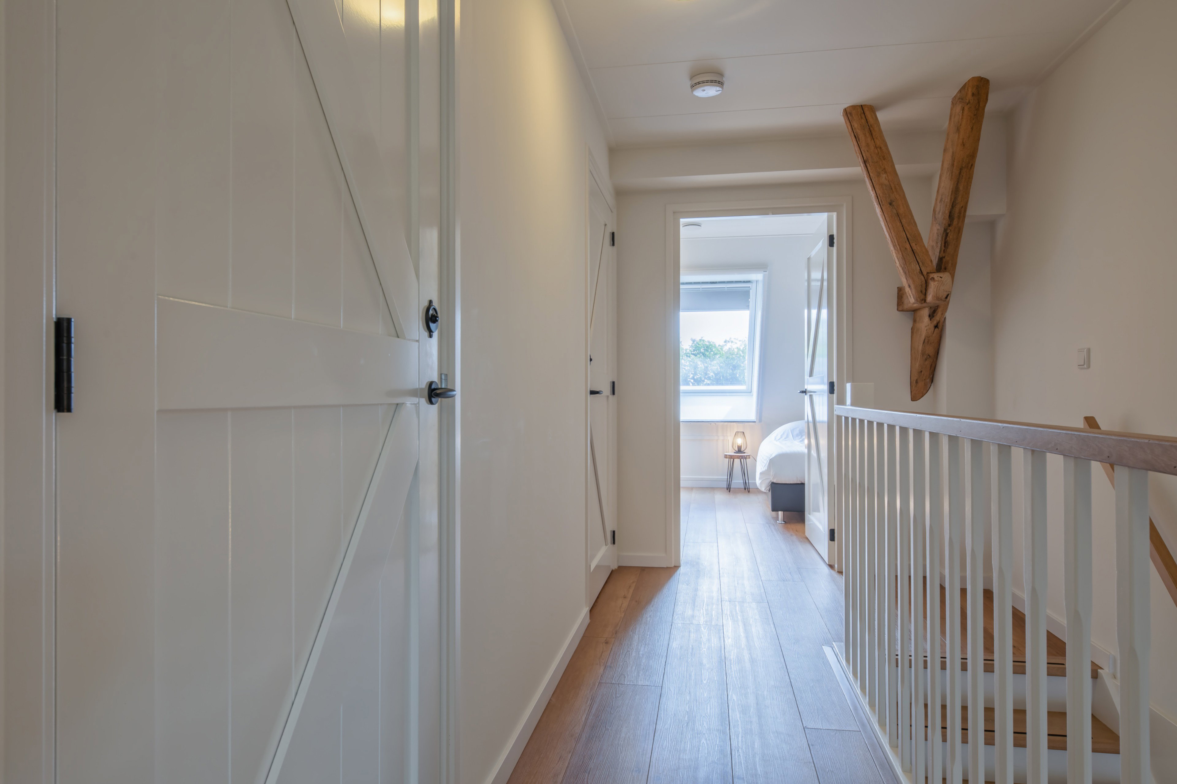- image: 12