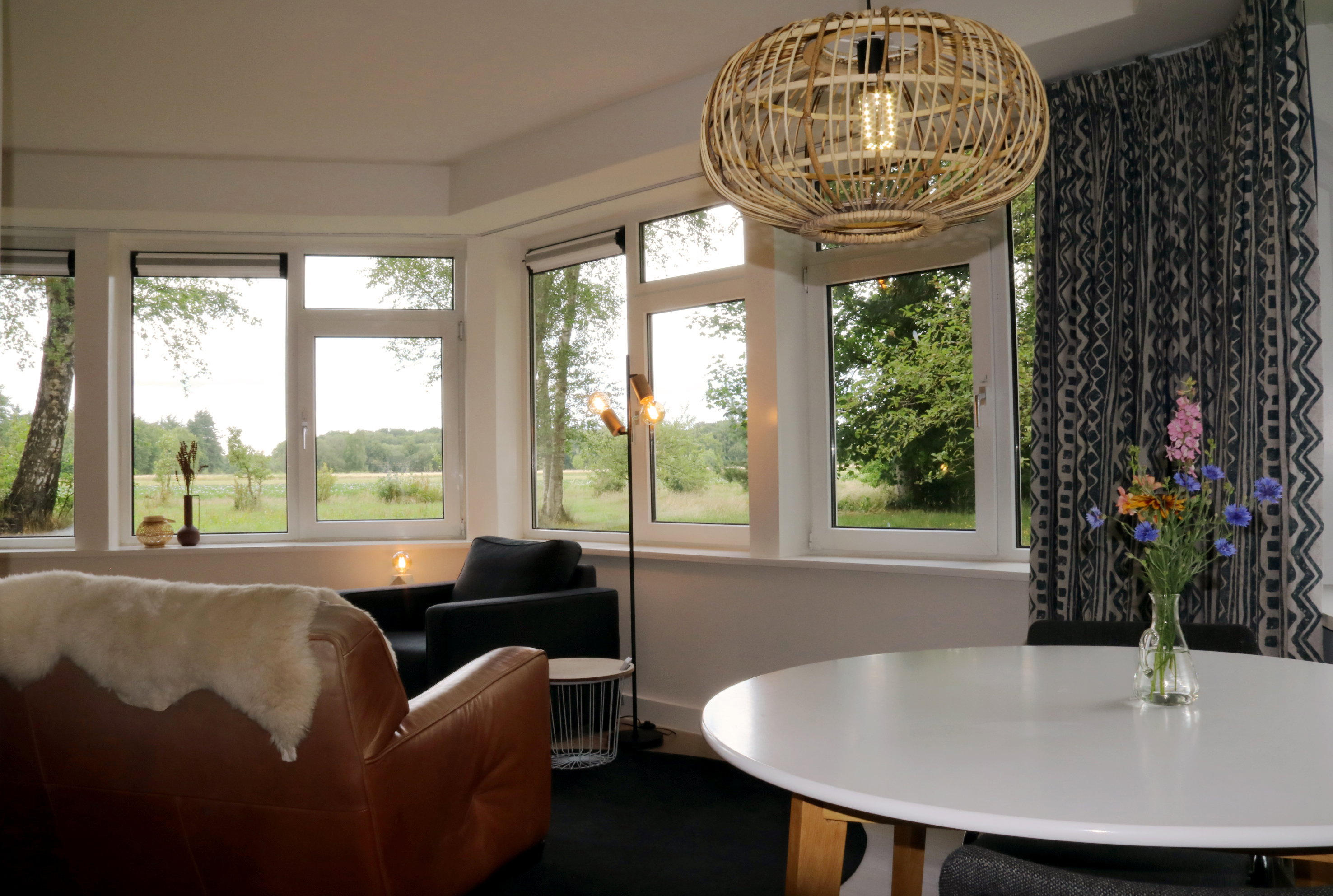 - image: 13