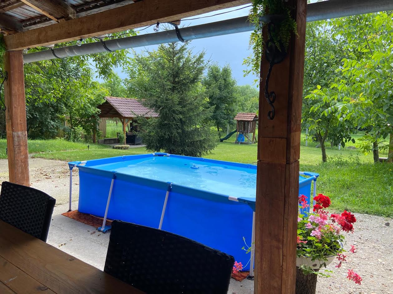 Maison nature à Sály