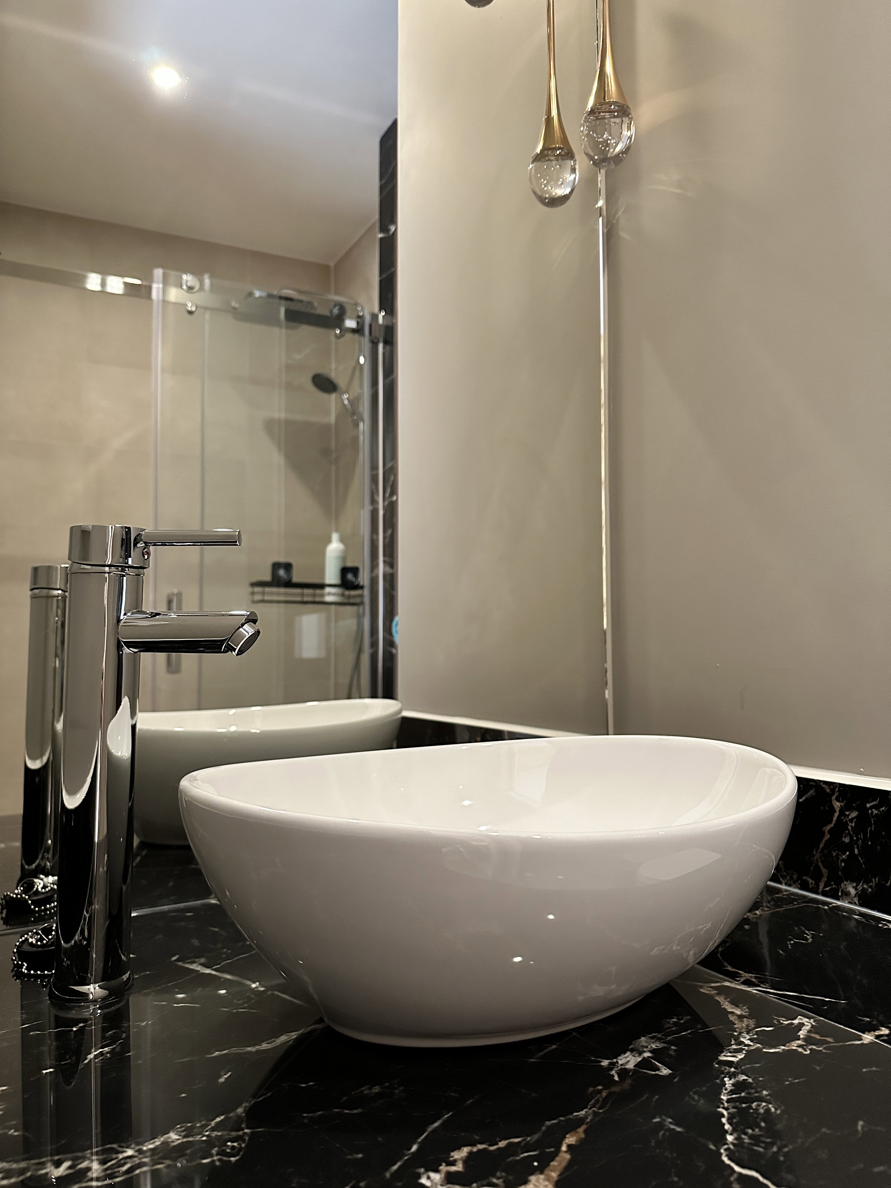 - image: 4