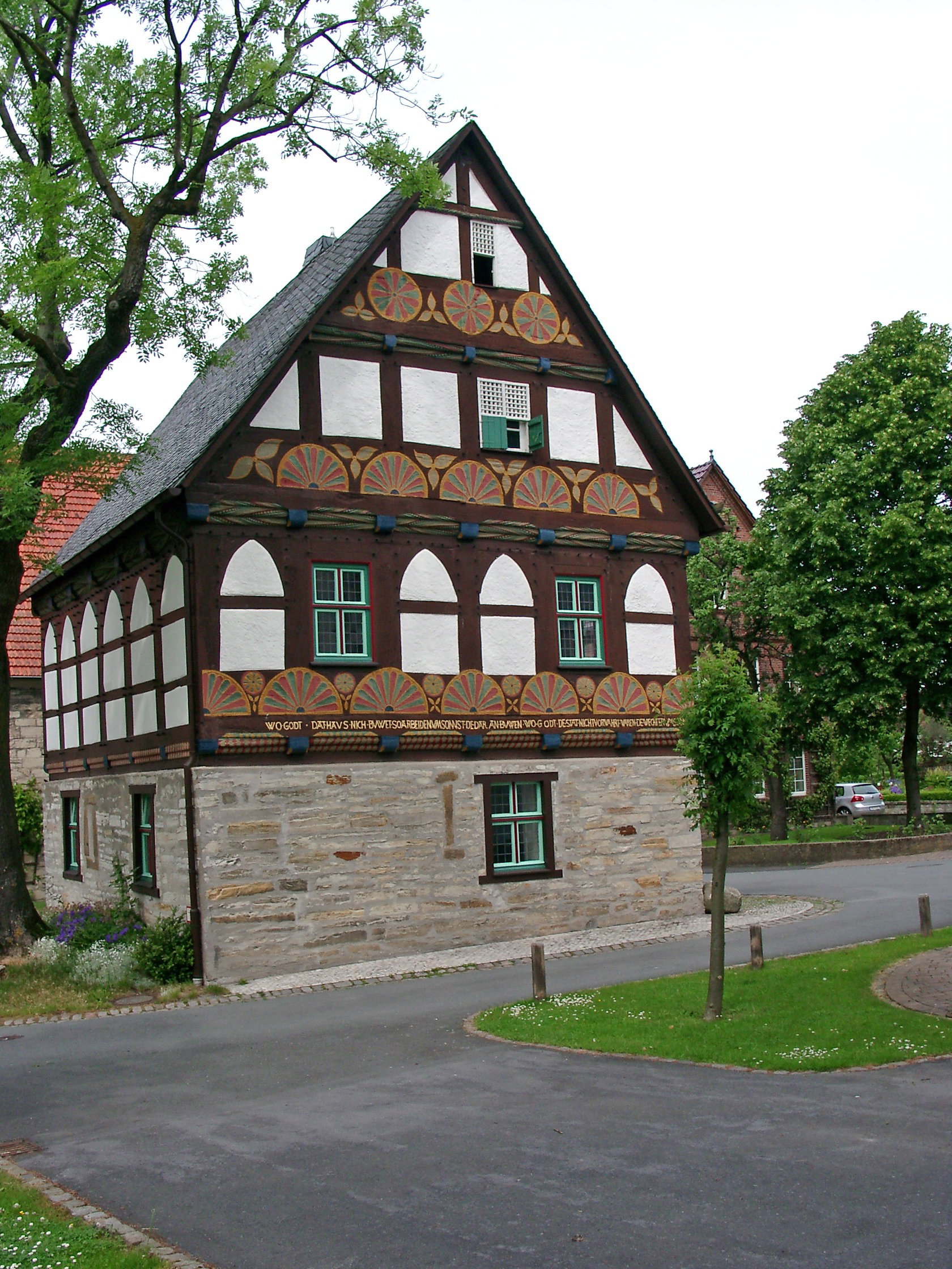 - image: 20