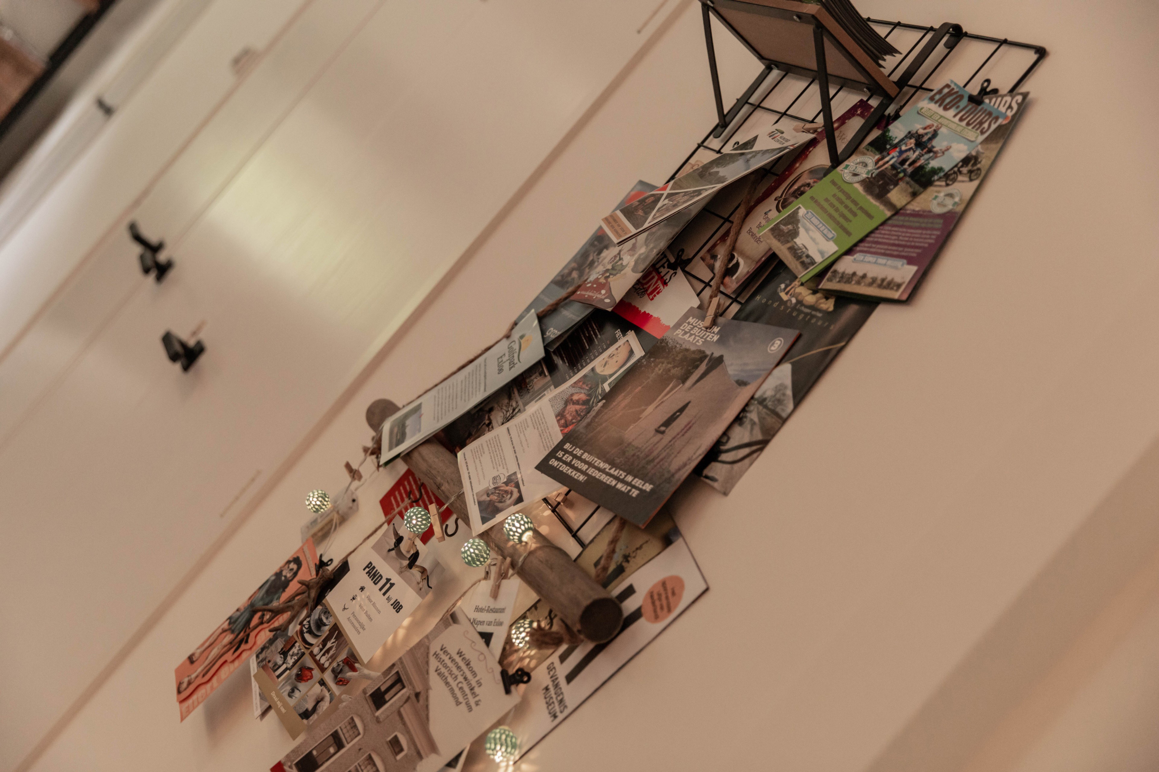 - image: 12