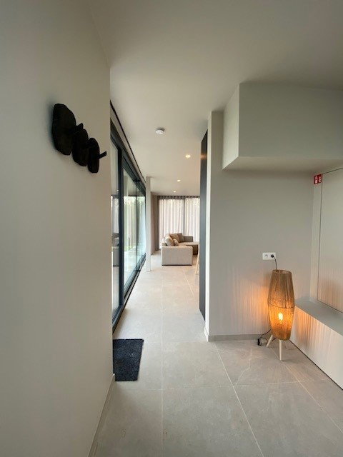 - image: 17