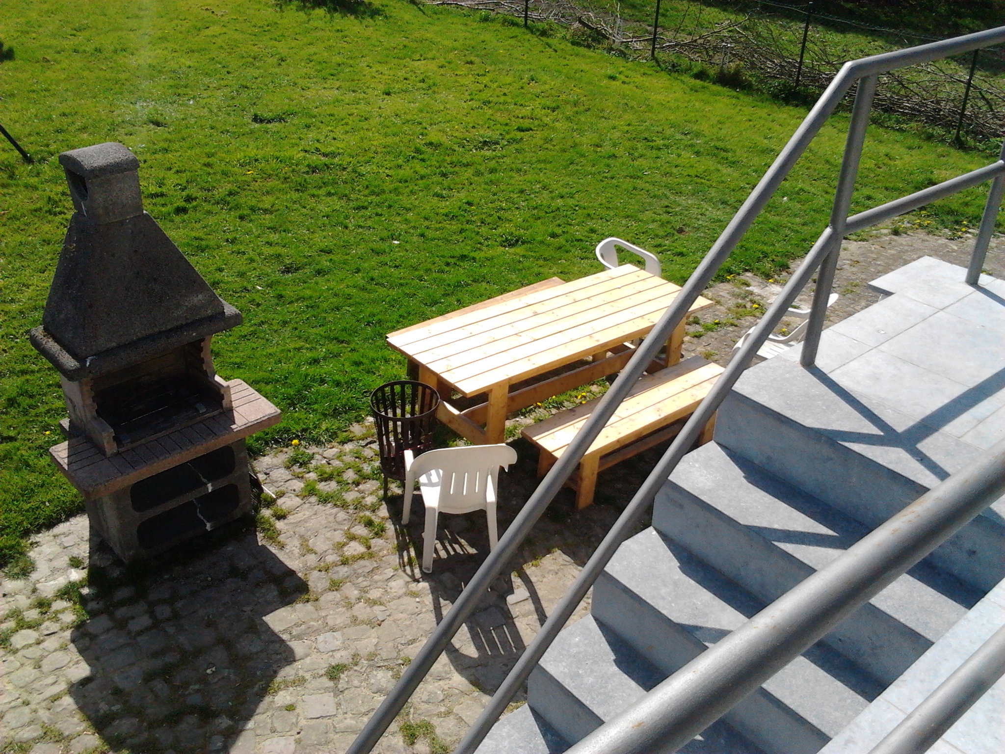 Naturhäuschen in Léglise