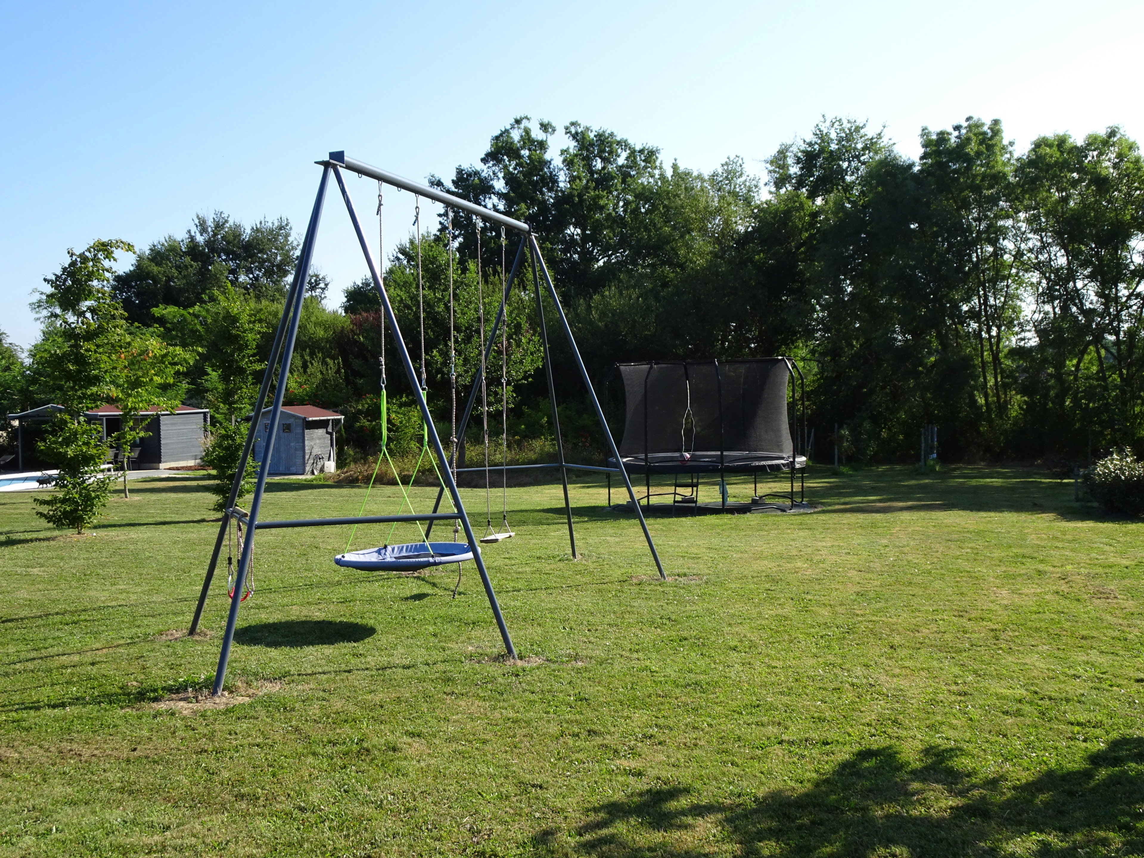 - image: 11