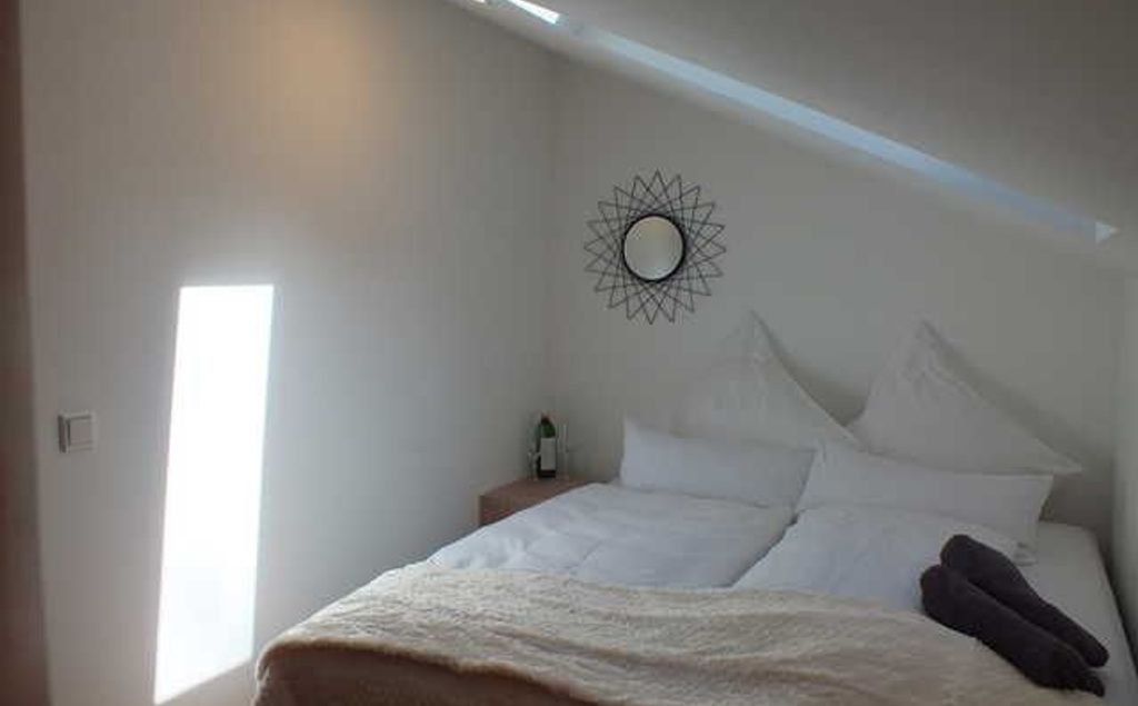 - image: 14
