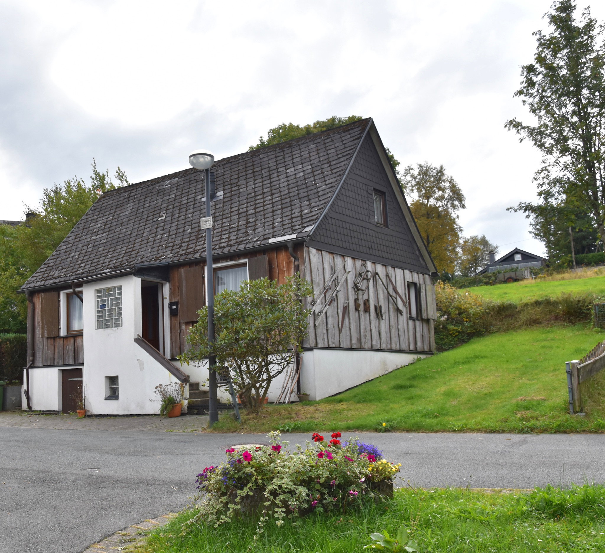 Naturhäuschen in Langewiese