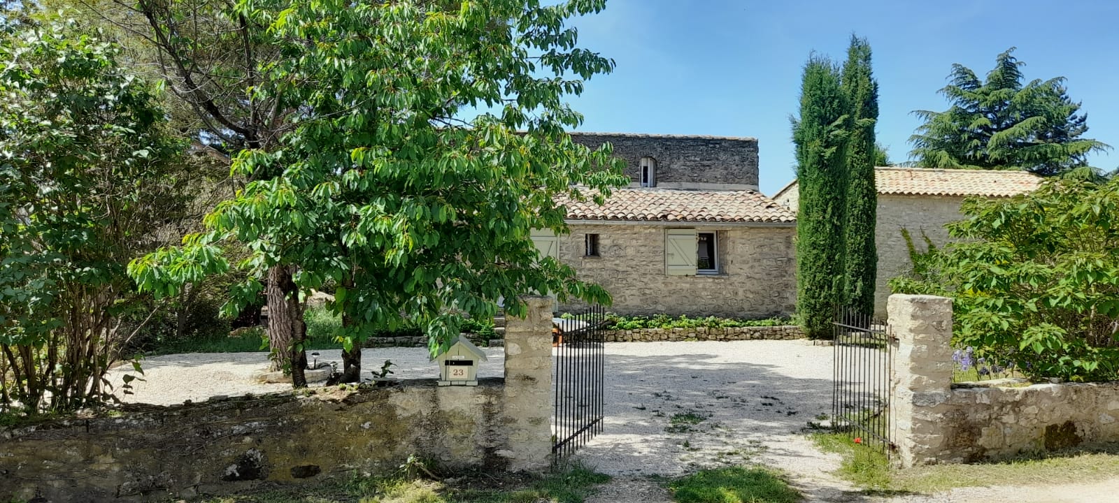 Nature house in Viens