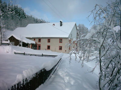 - image: 22