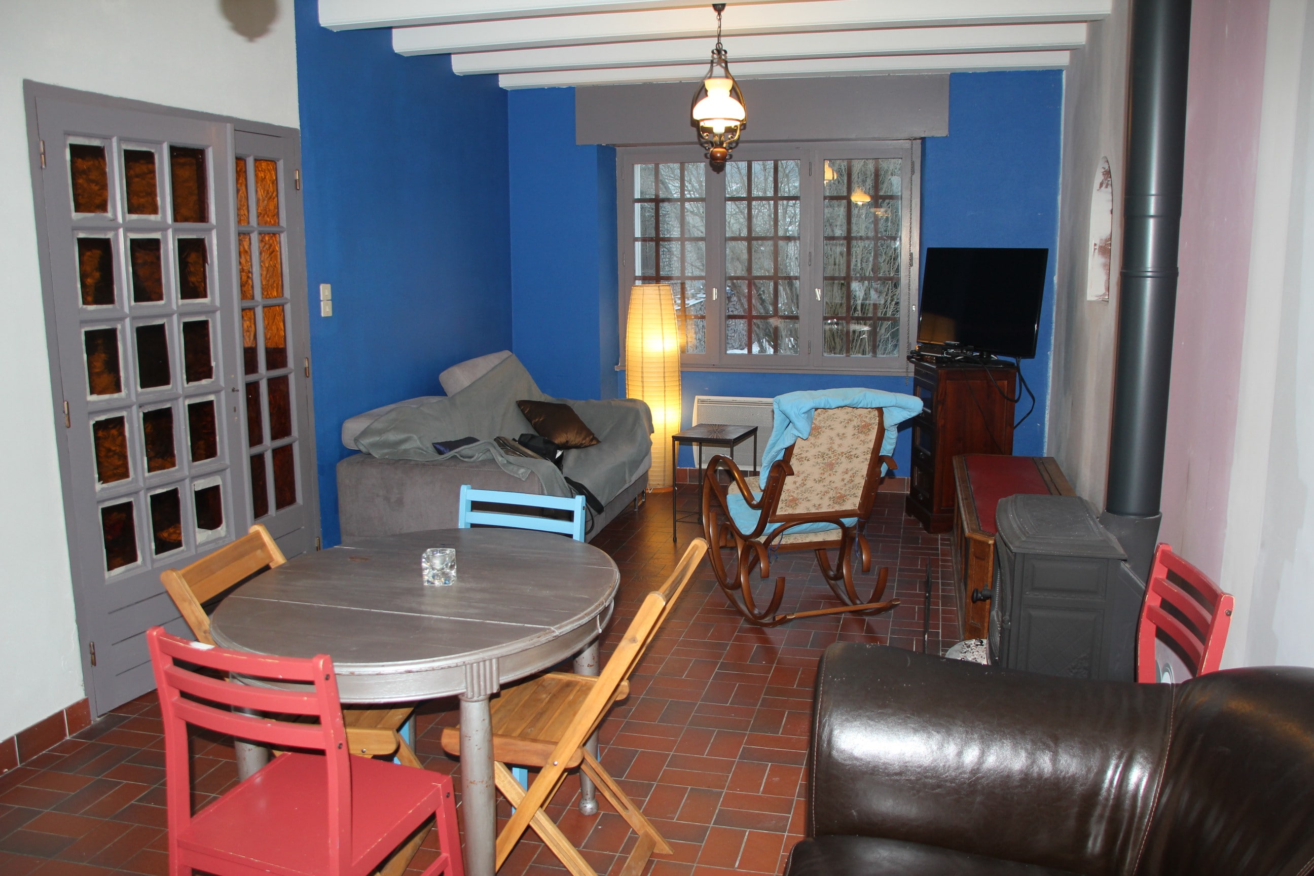 - image: 14