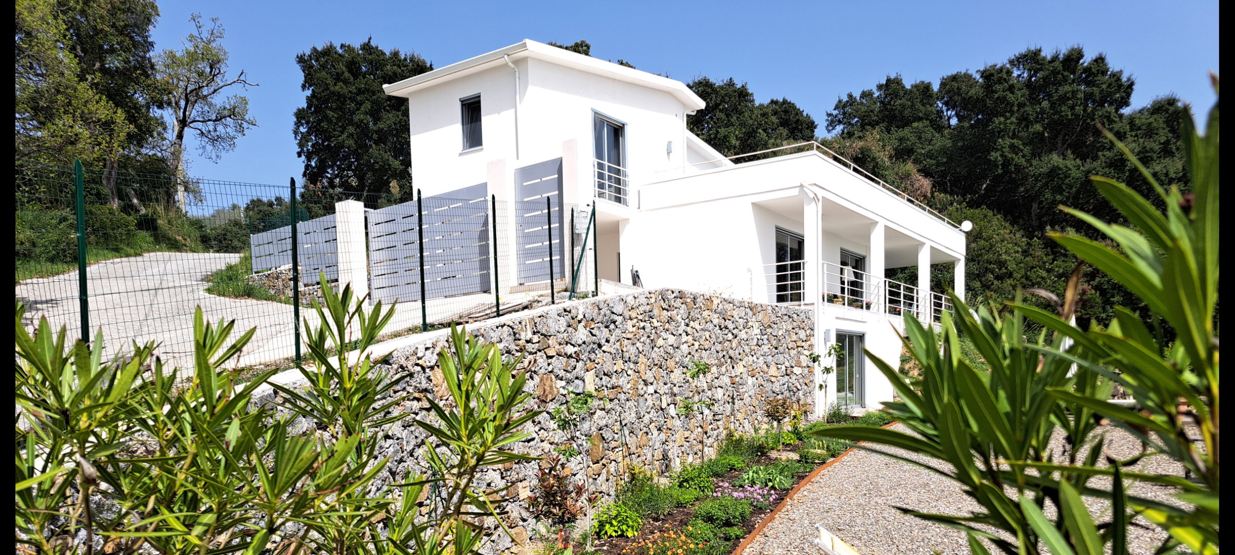 Nature house in Ispani