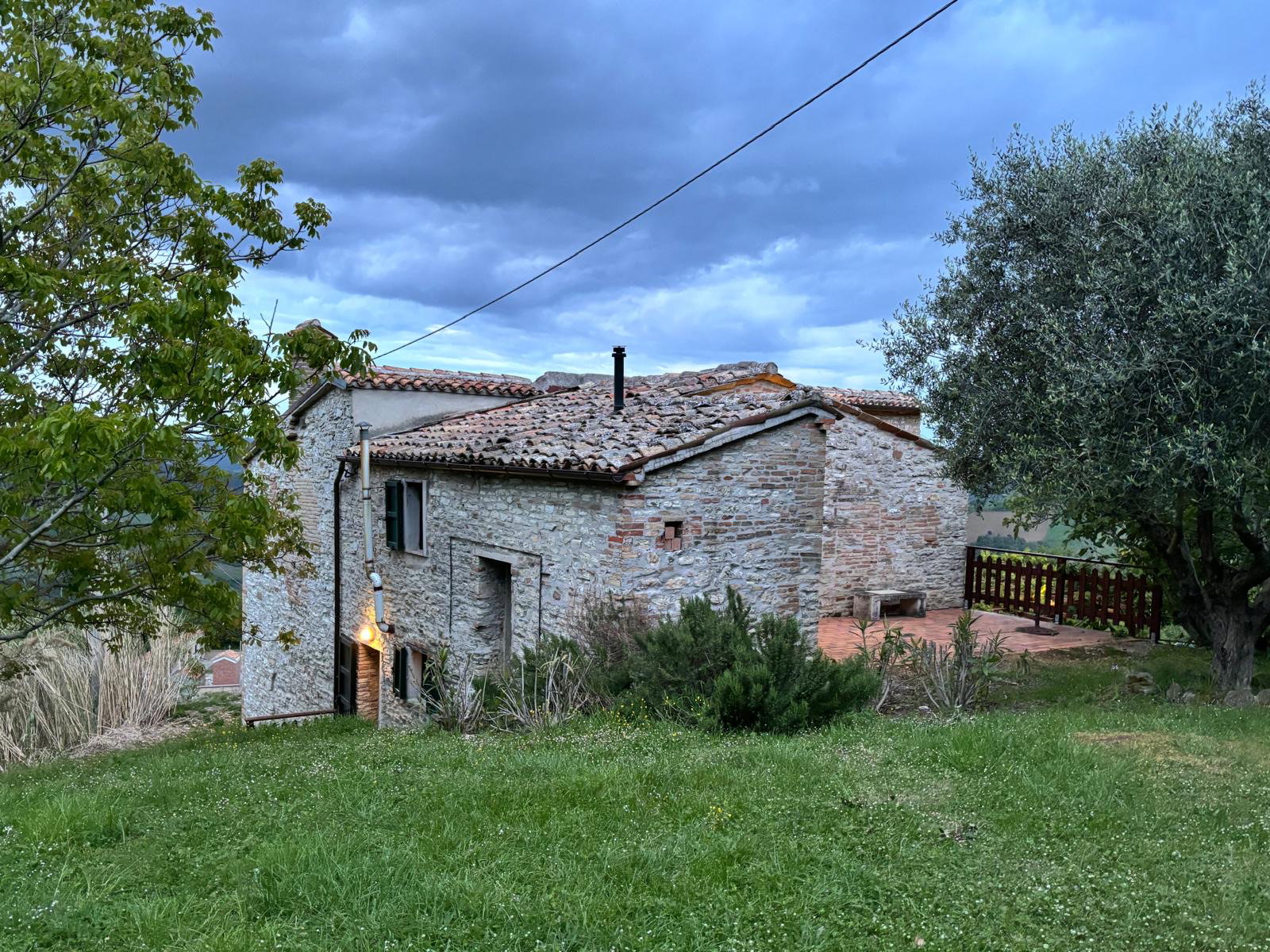 - image: 17