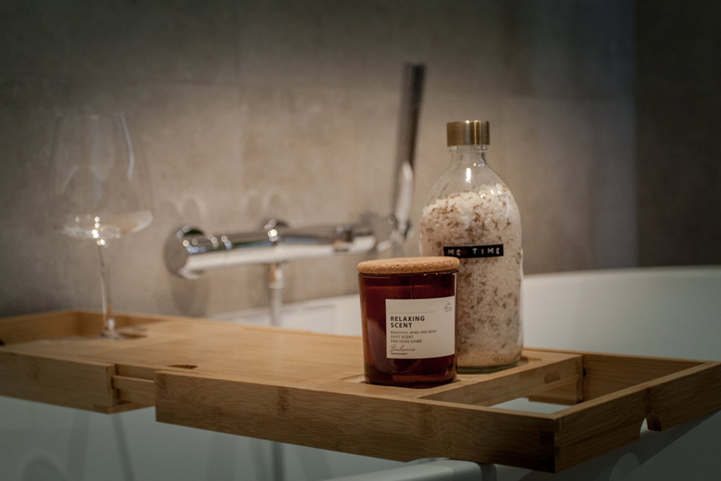 - image: 11
