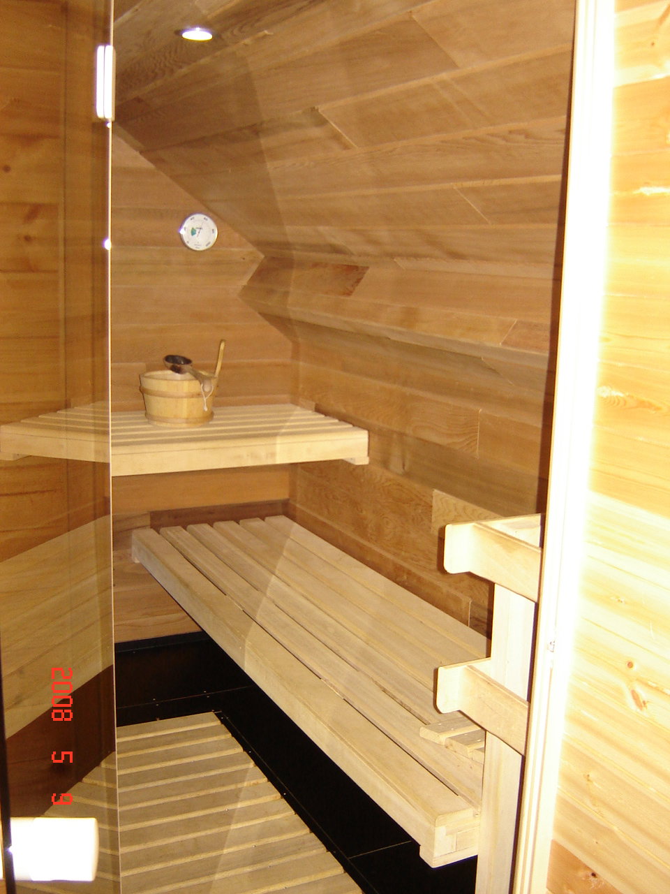 - image: 21