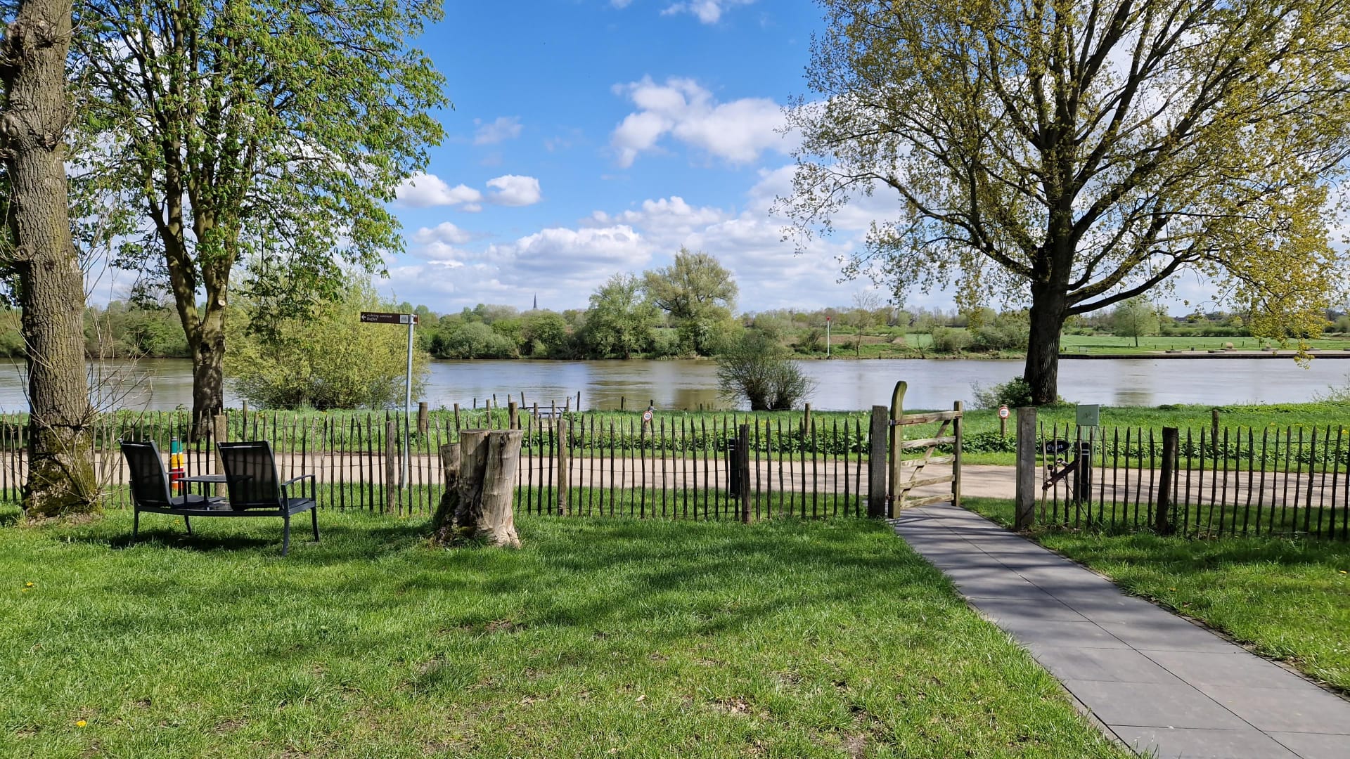 Naturhäuschen in Oeffelt