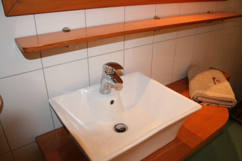 - image: 22