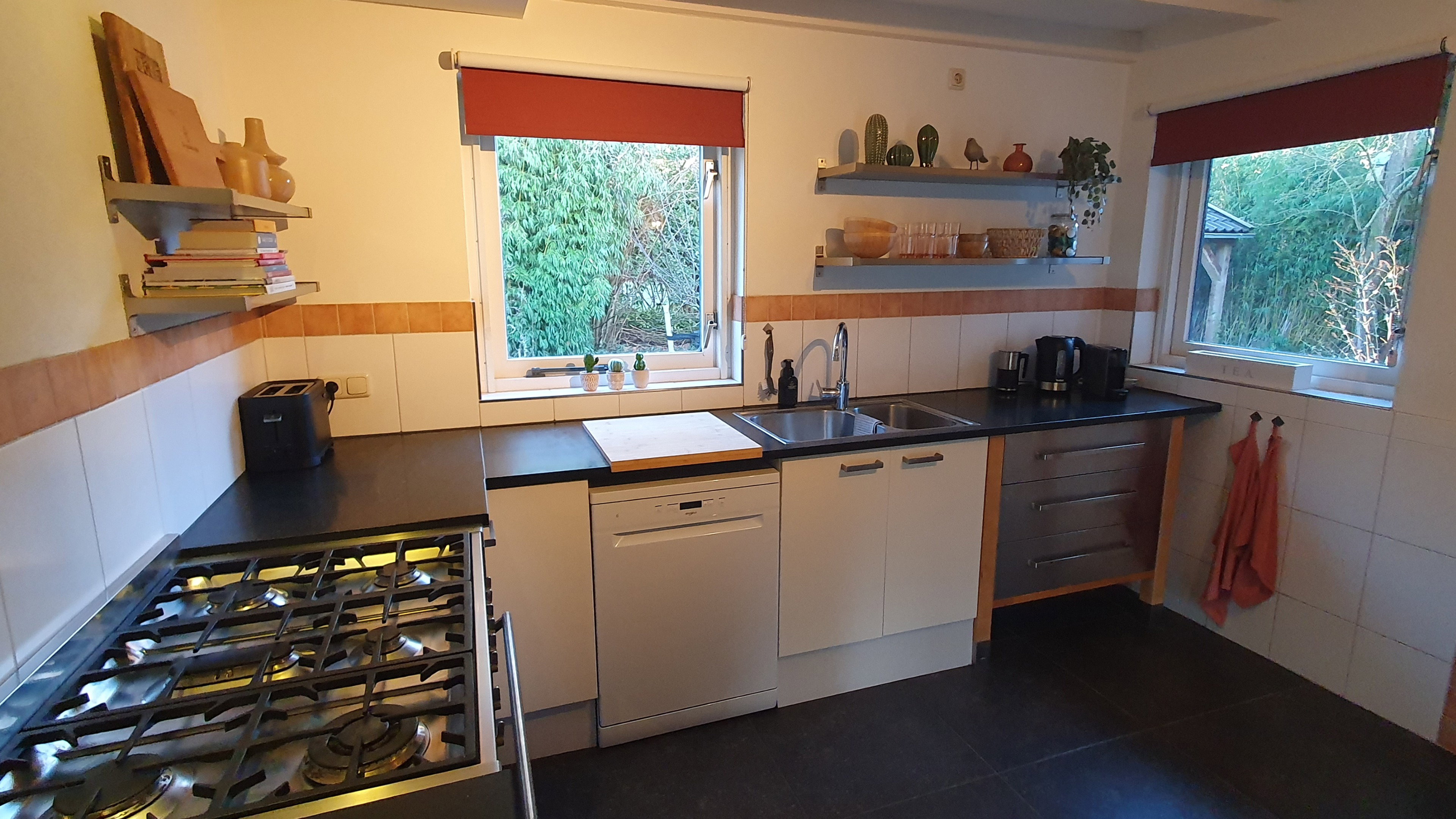 - image: 18