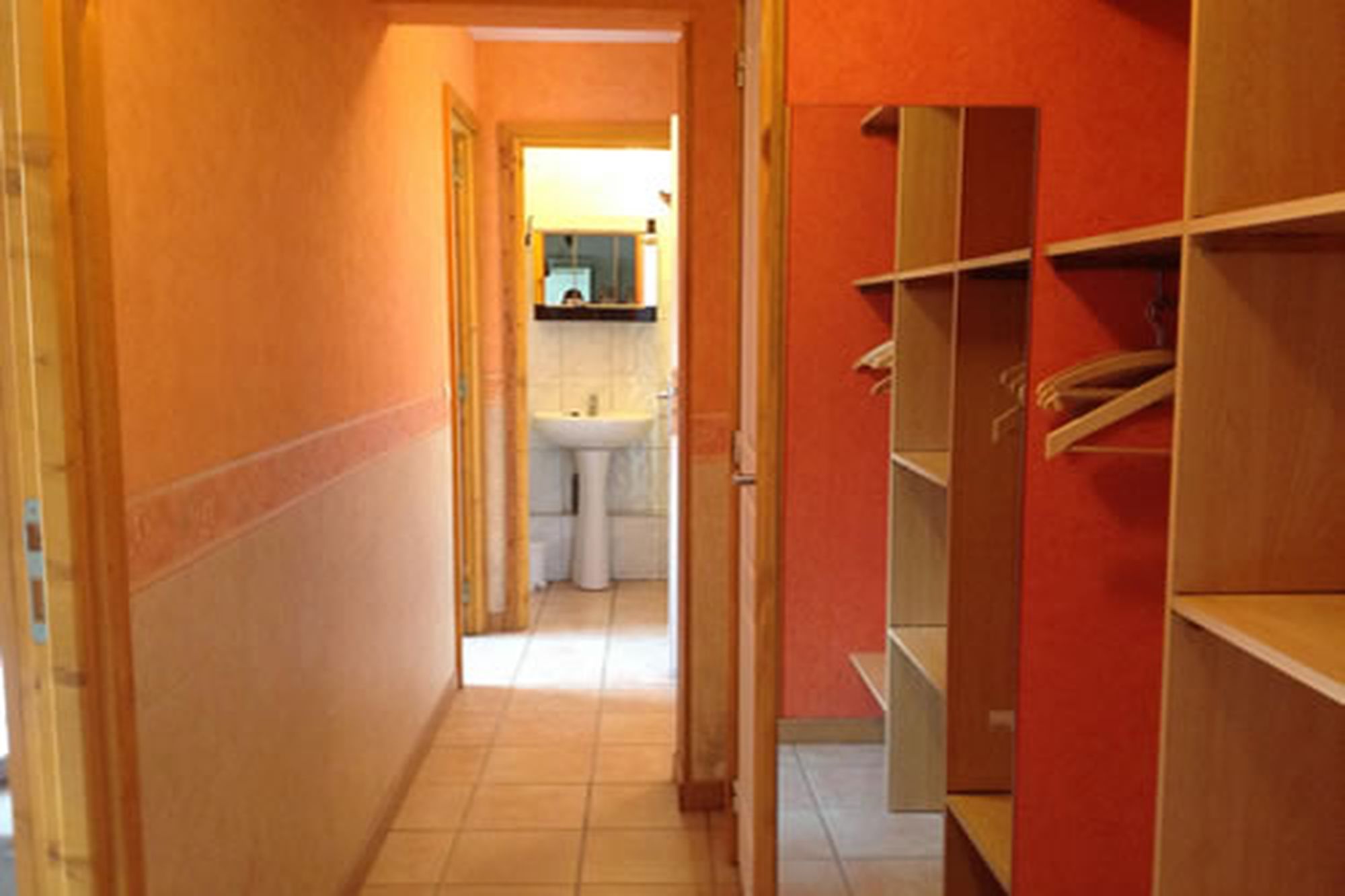- image: 14