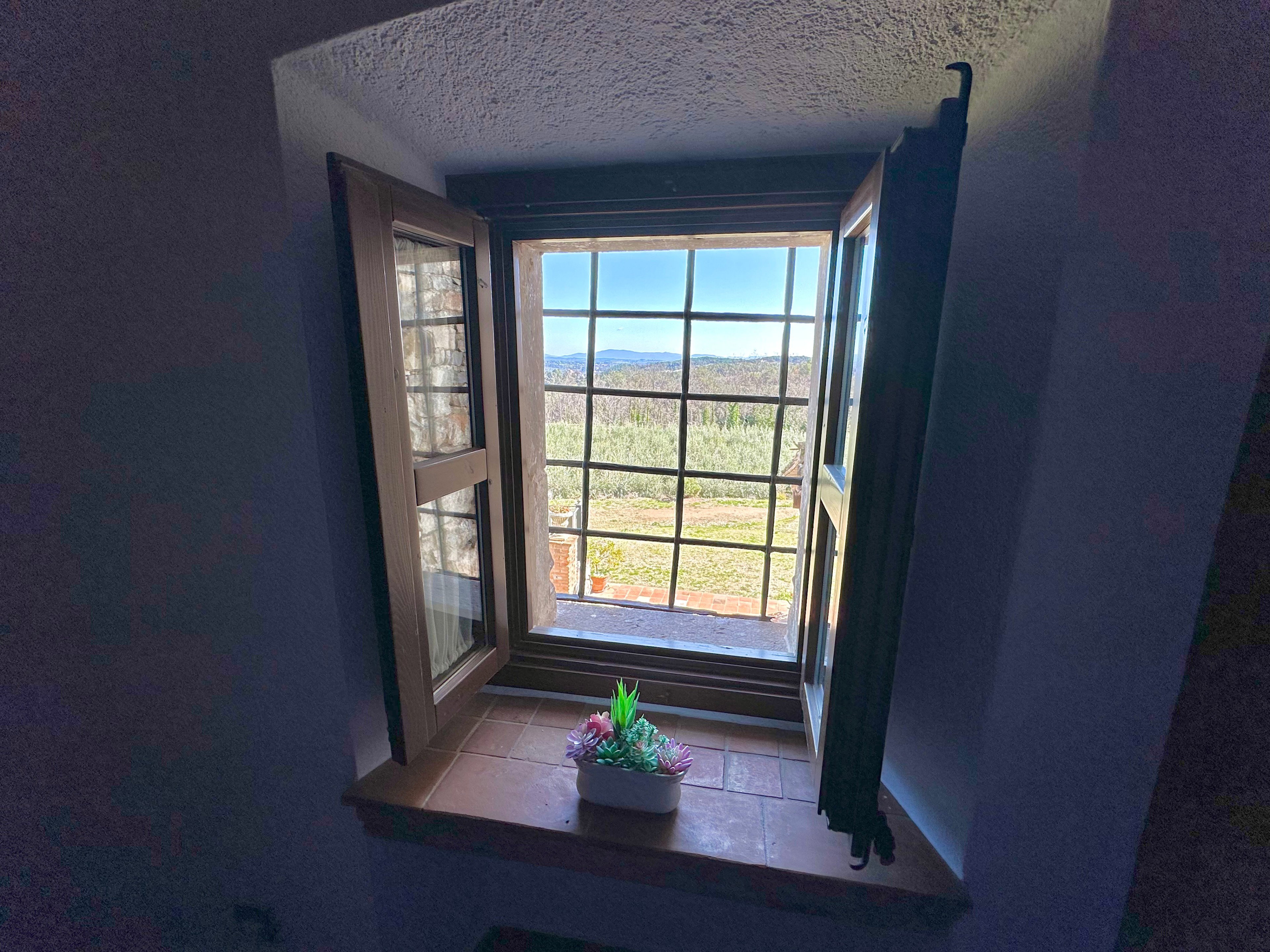 - image: 21