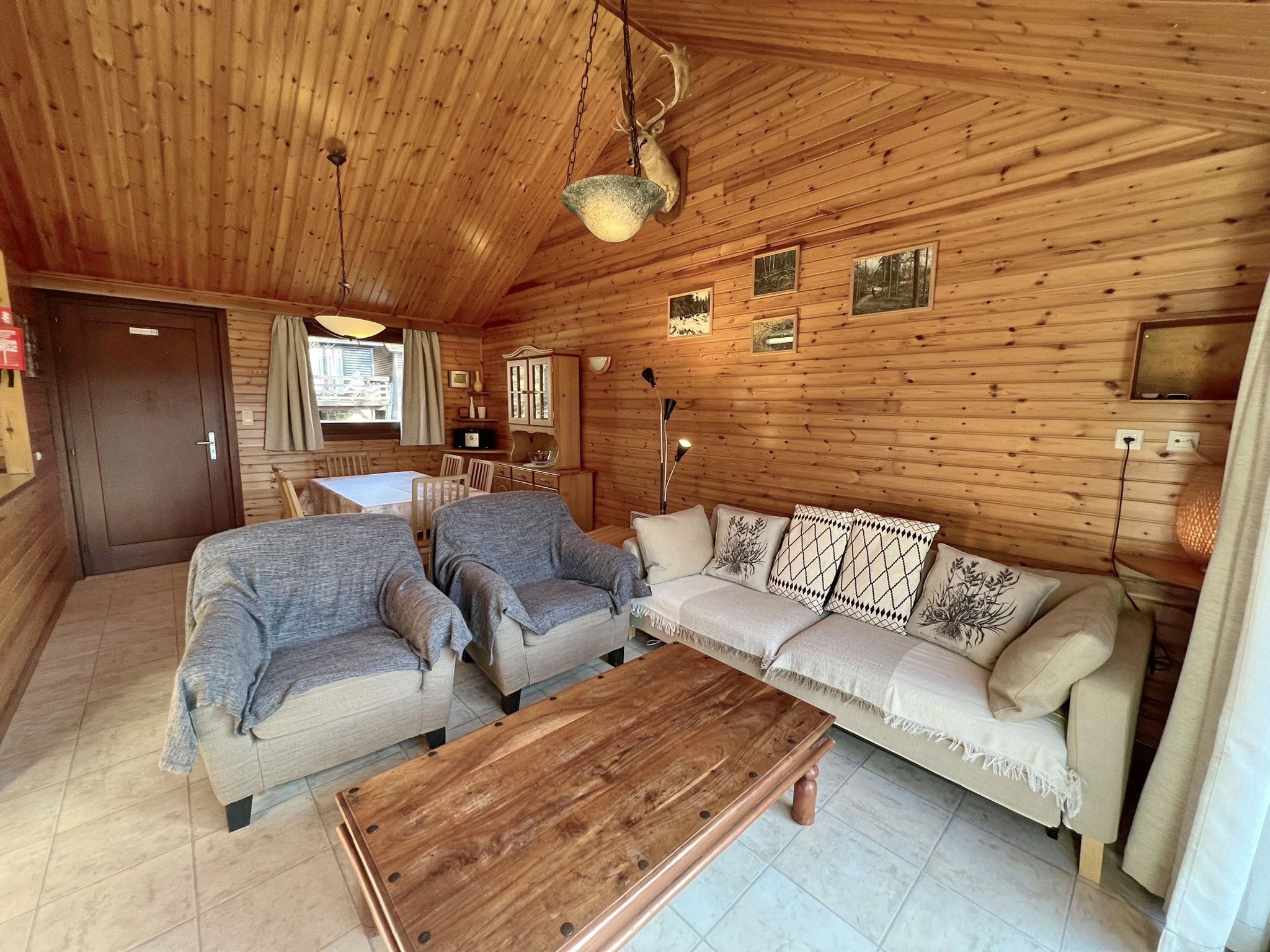 Casa nella natura a somme-leuze