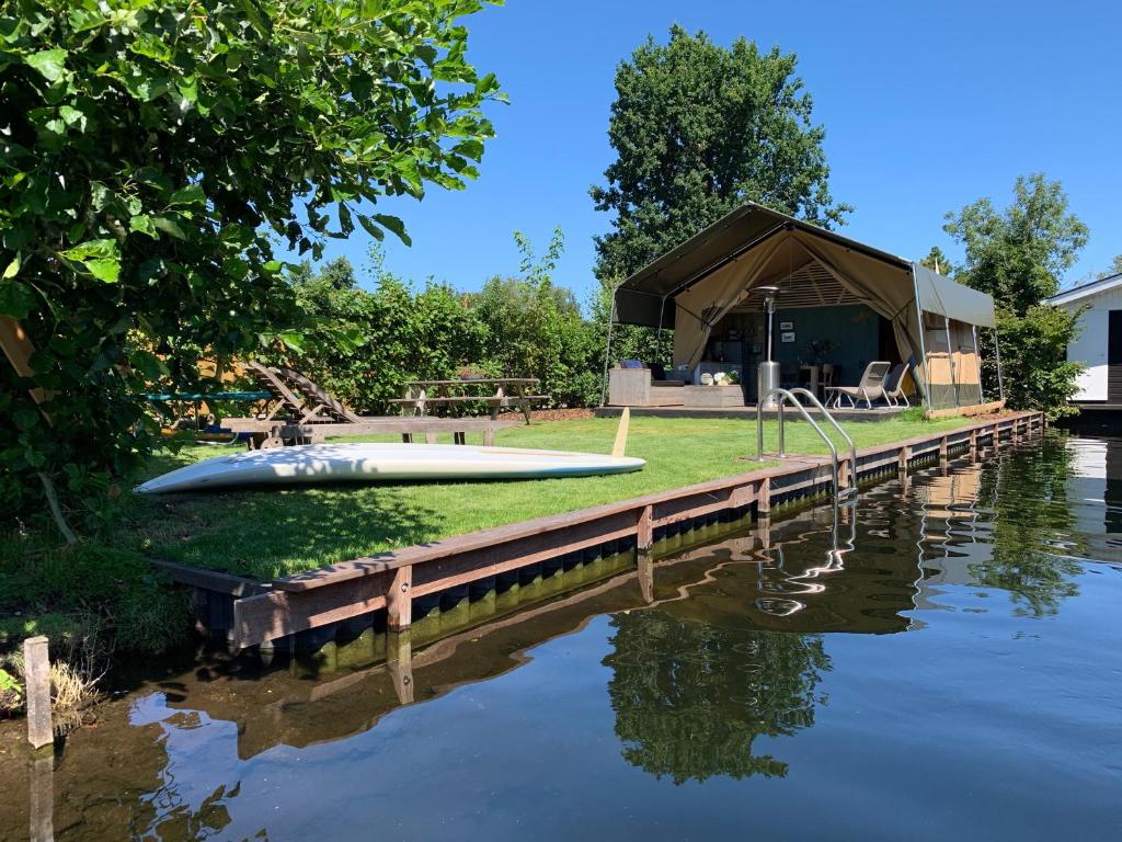 Naturhäuschen in Vinkeveen