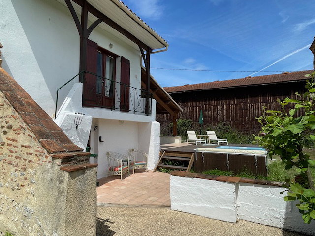 - image: 23