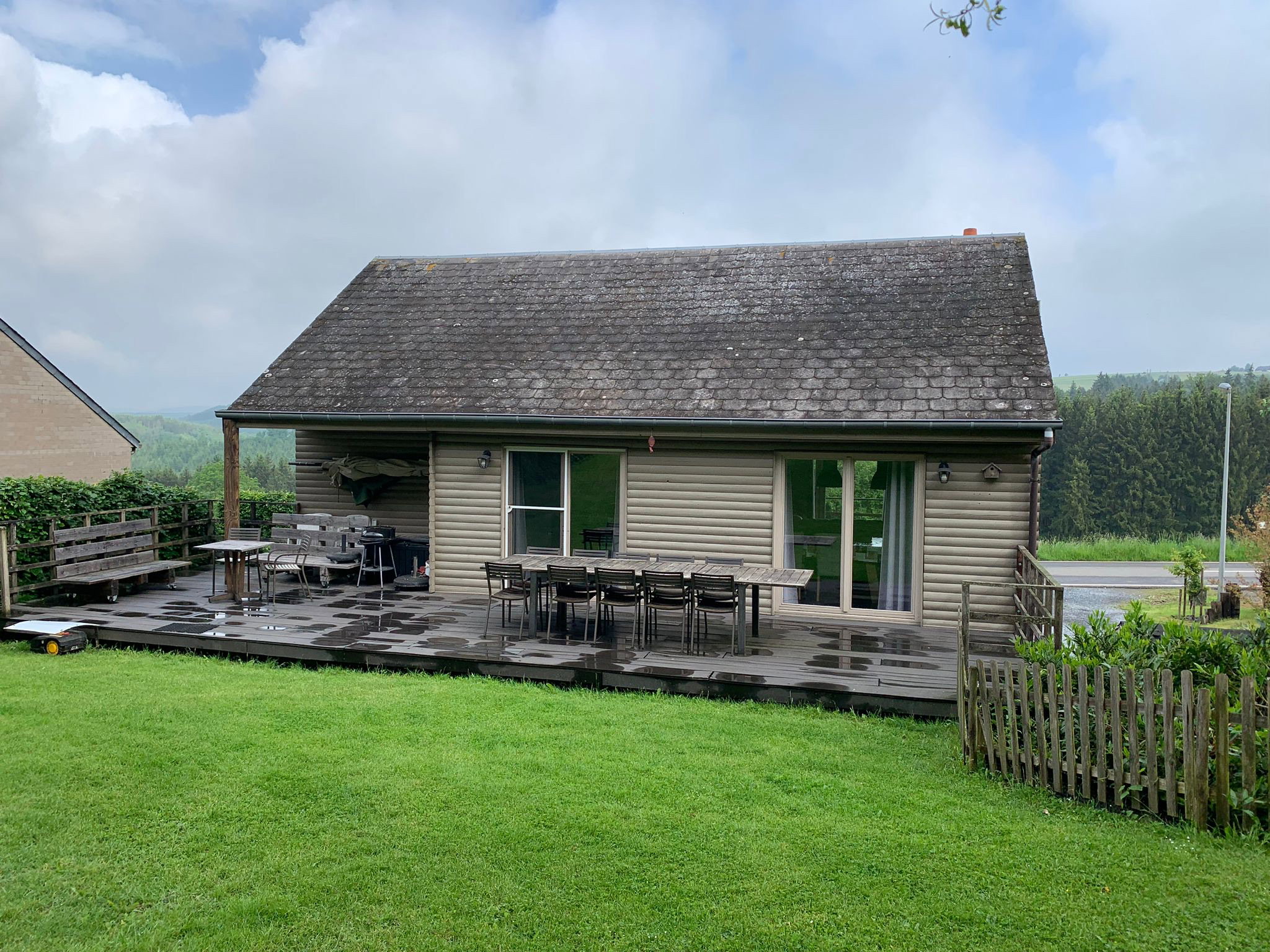 Naturhäuschen in Nadrin