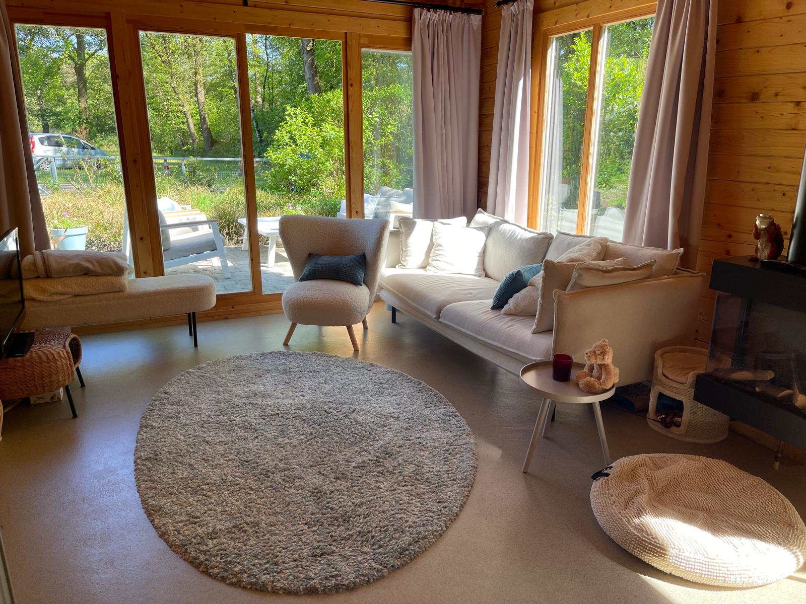 - image: 13