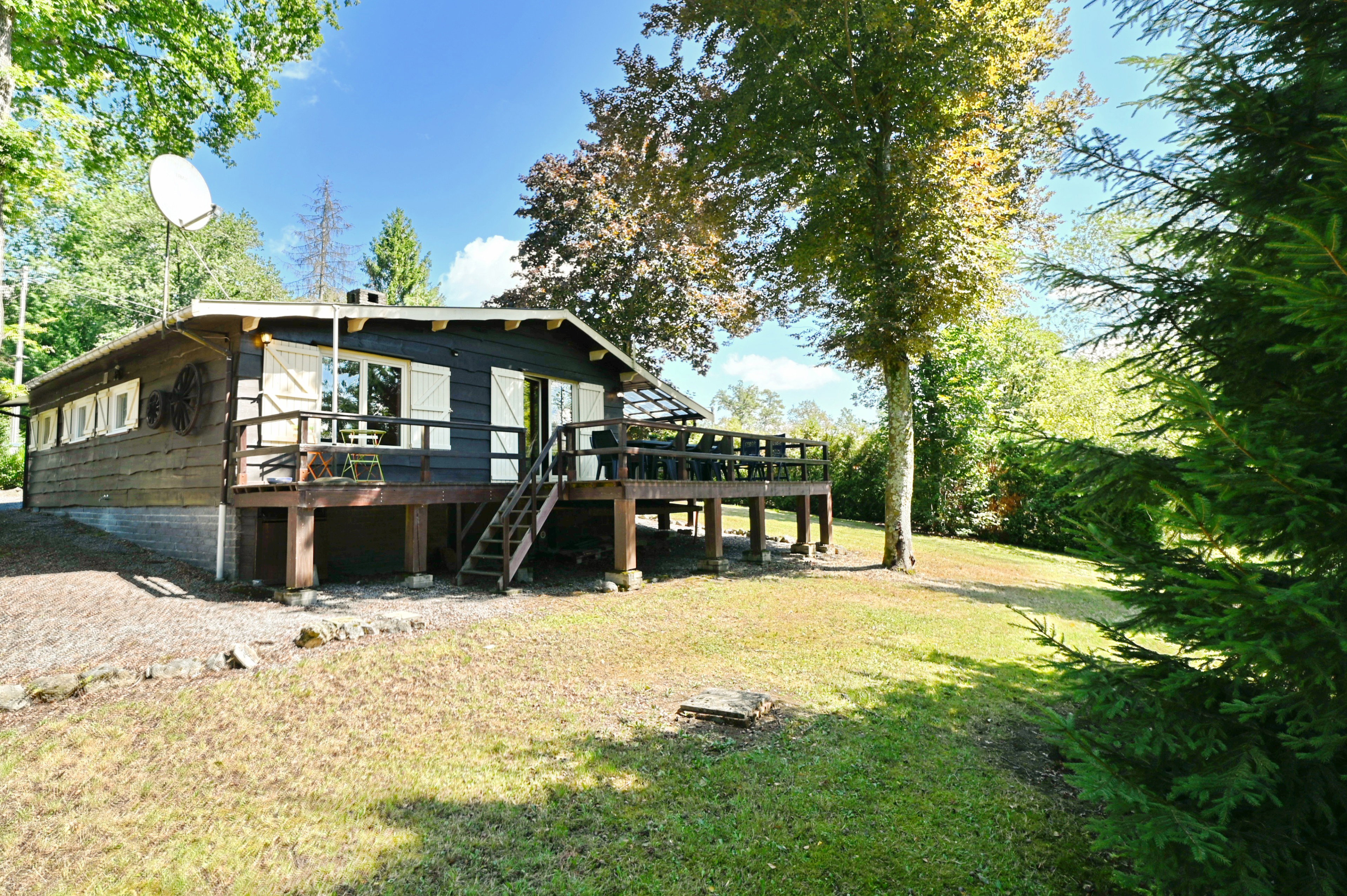 Maison nature à Biron
