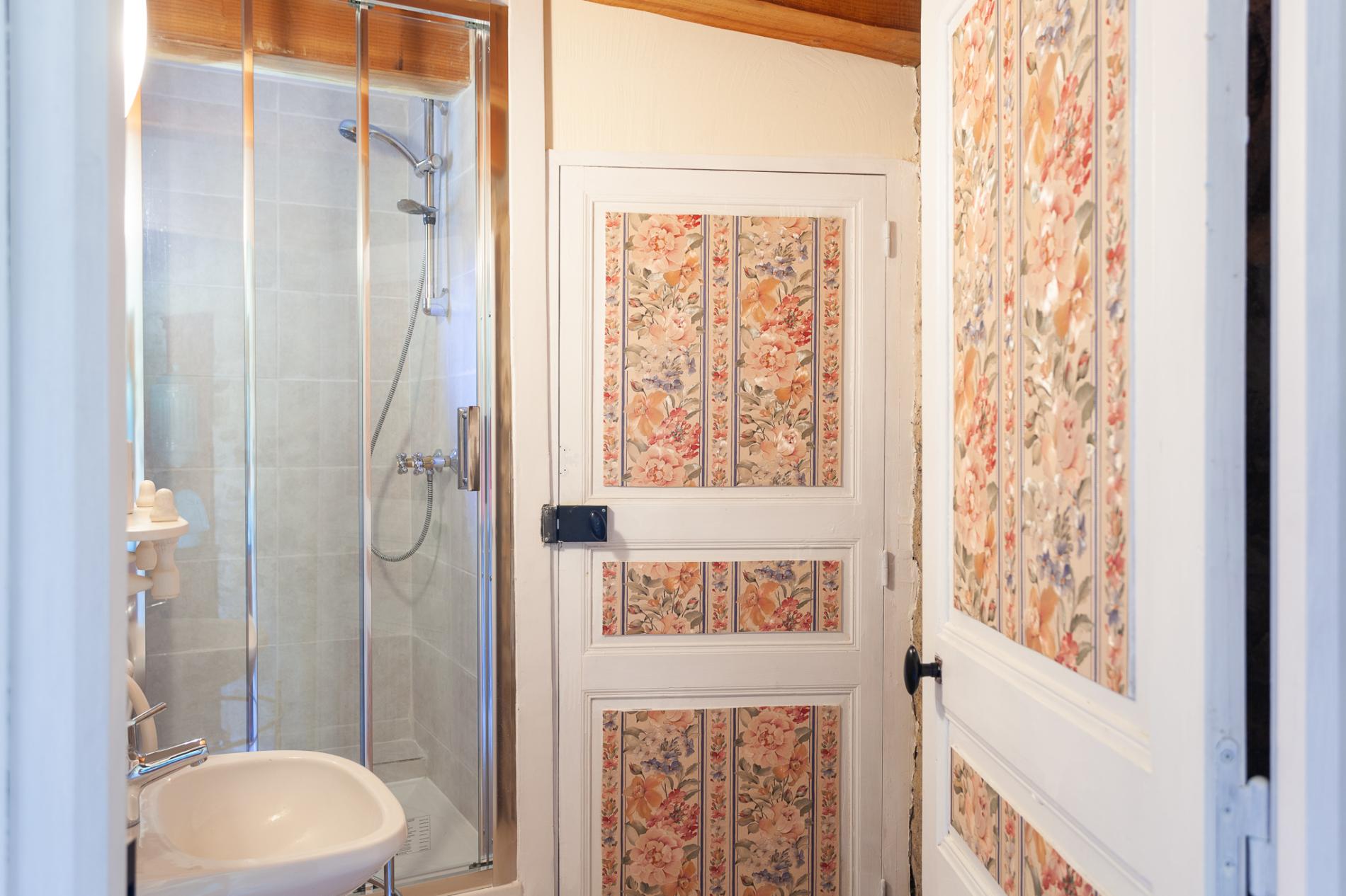 - image: 60