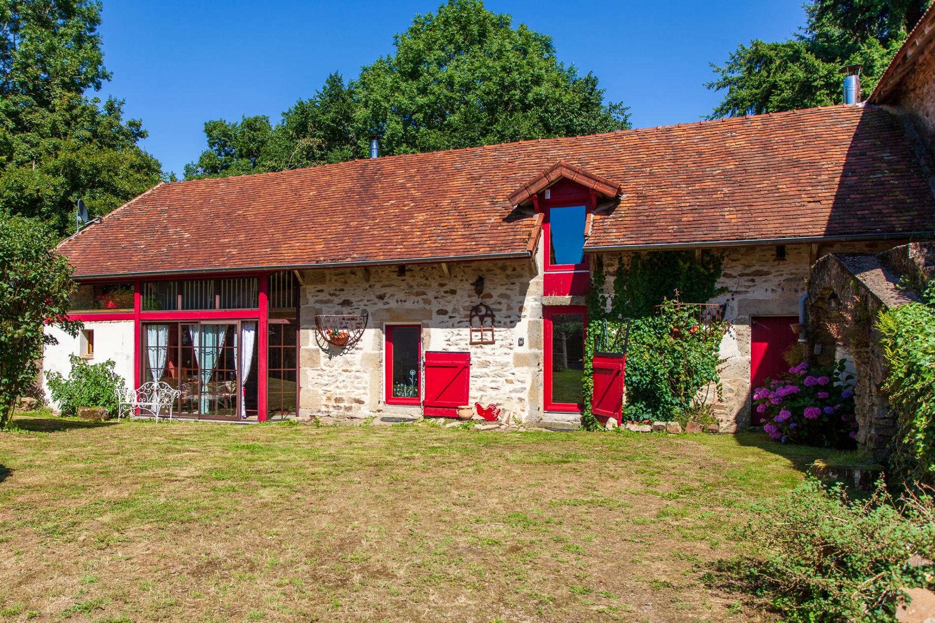 Nature house in Antully