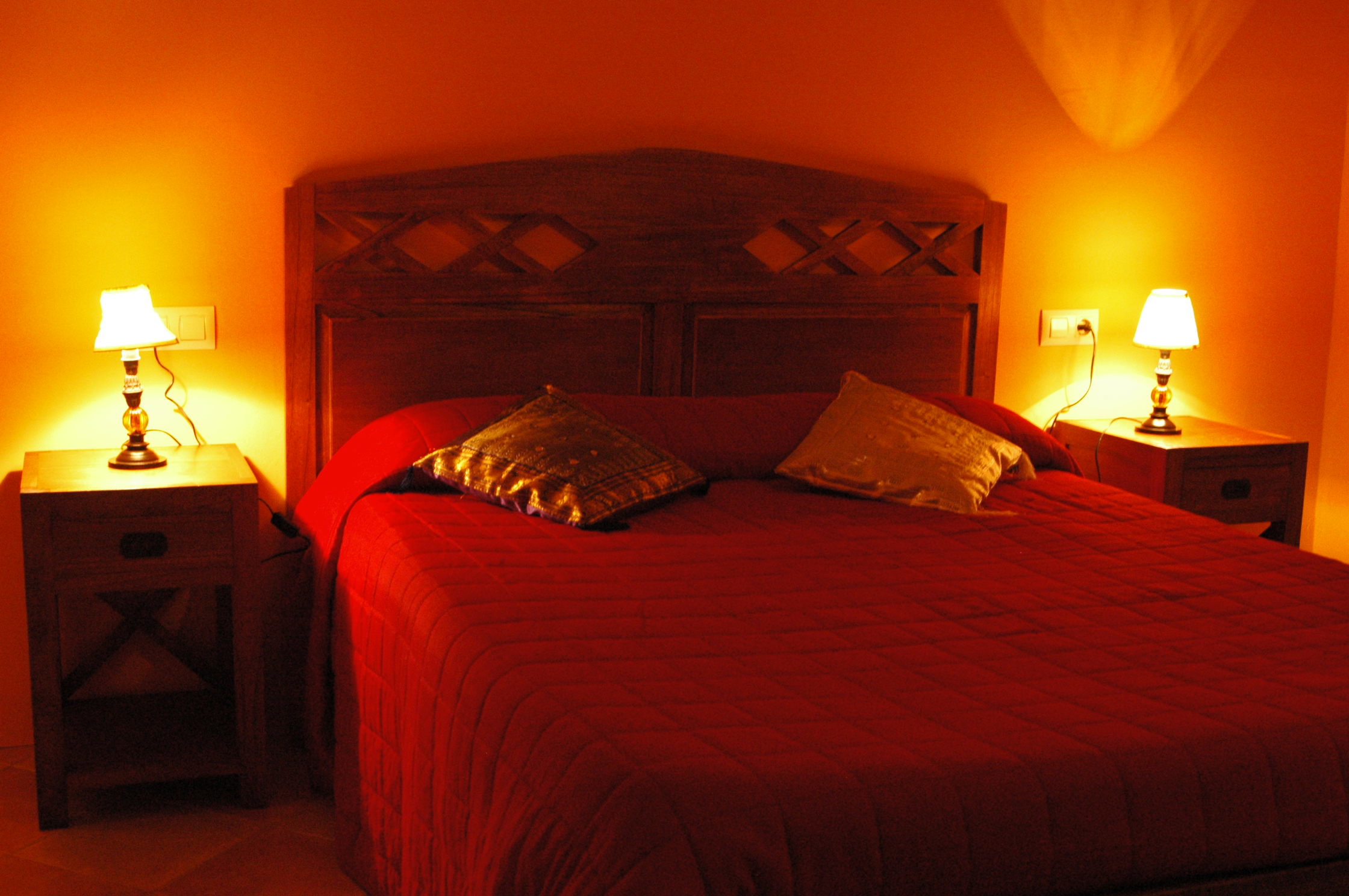 - image: 24