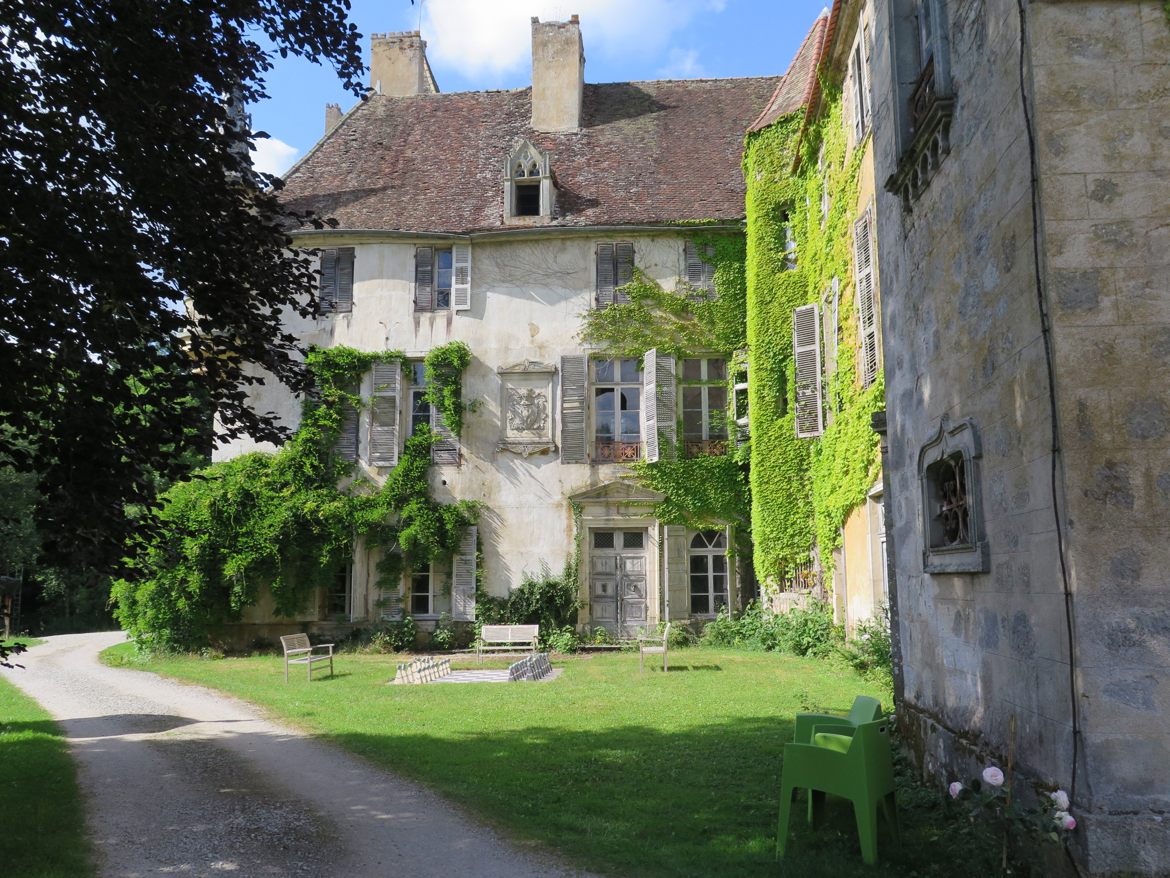 - image: 29