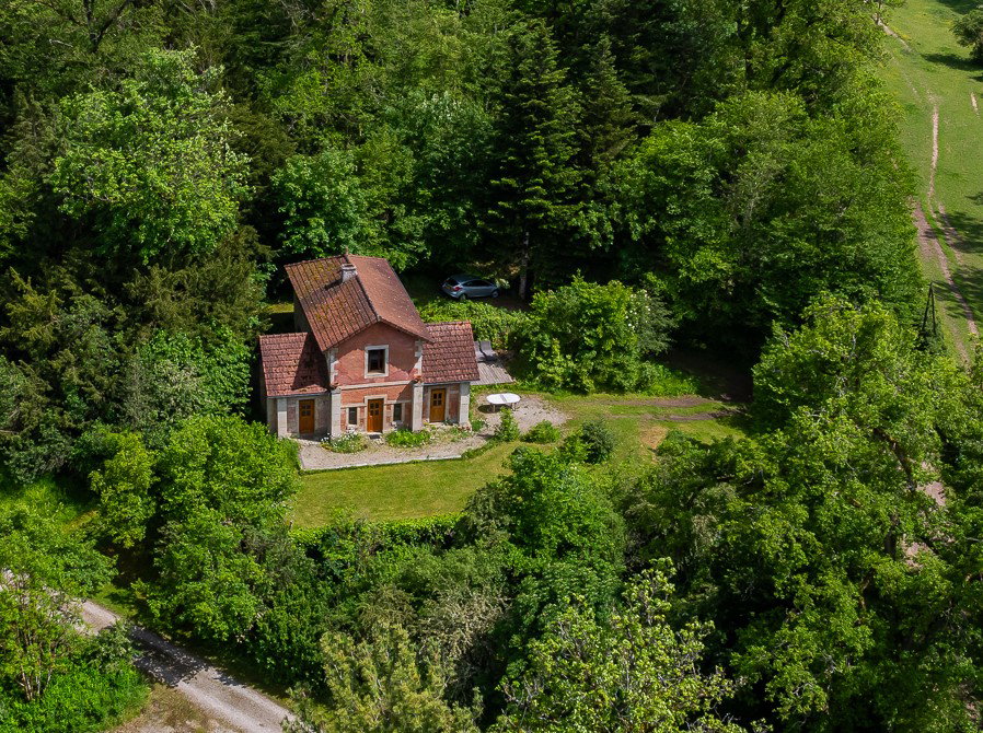 Nature house in Saint Martin de Commune