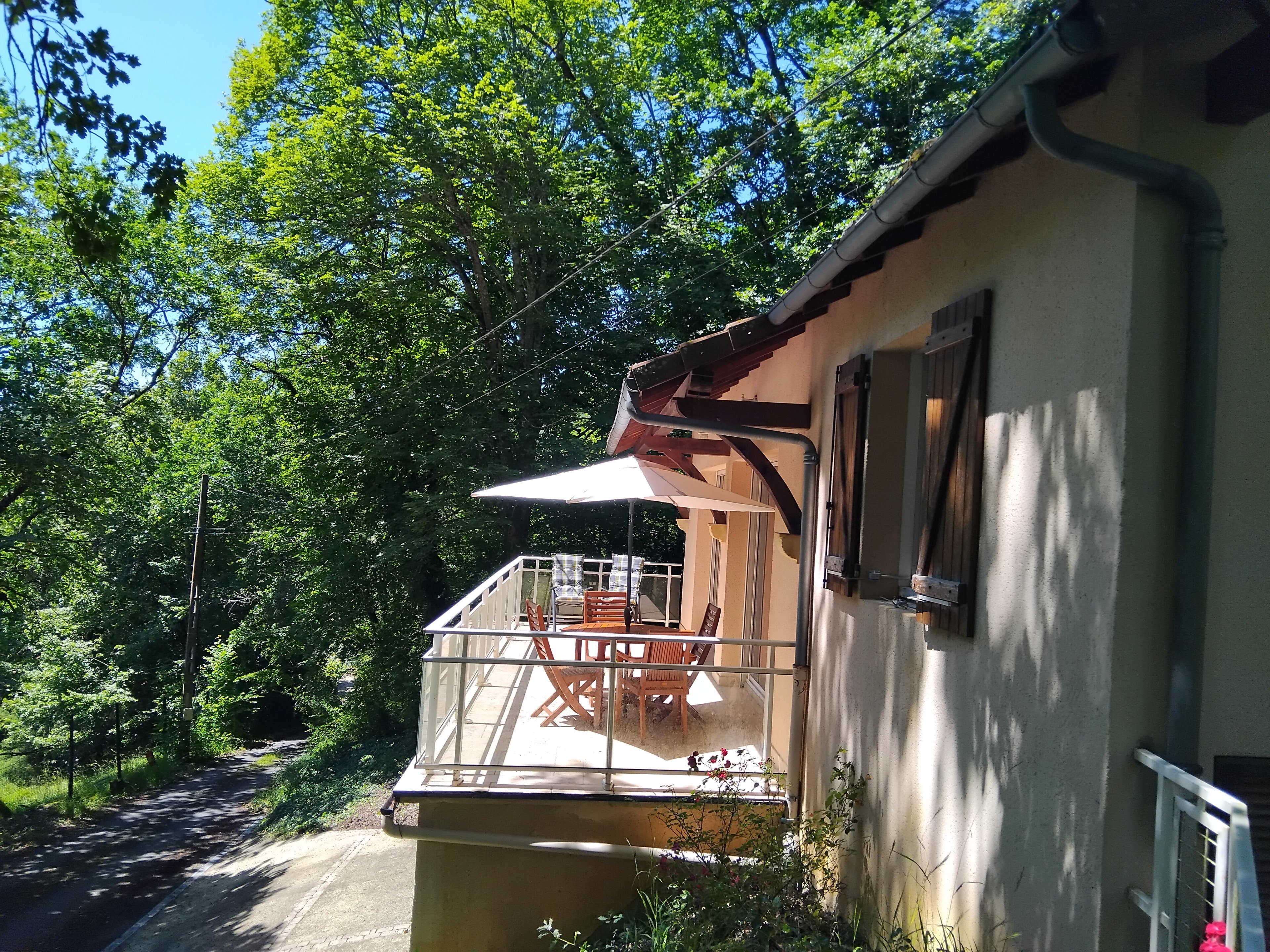 Naturhäuschen in Montignac-Lascaux