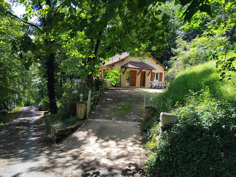 Naturhäuschen in Montignac-Lascaux