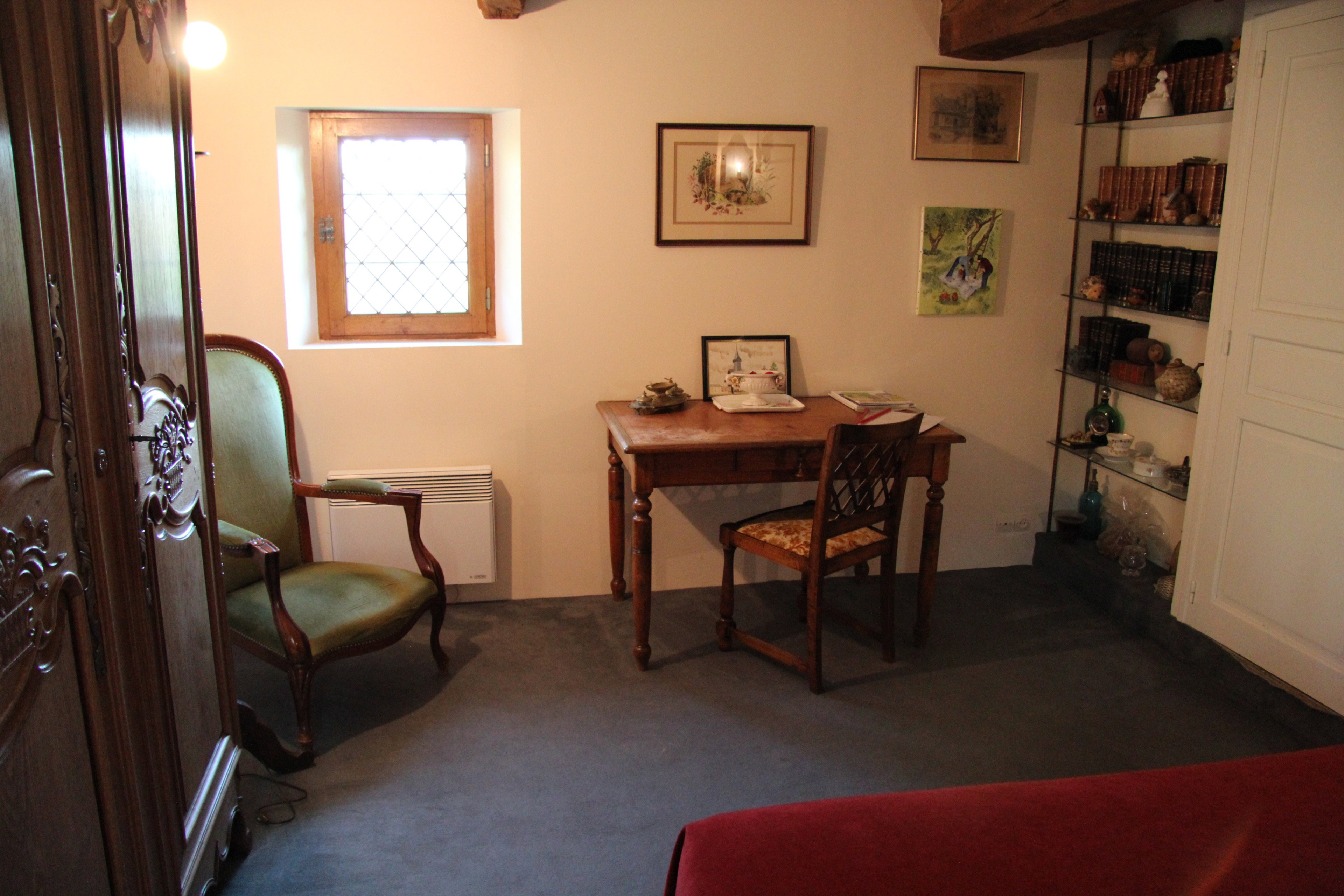 Casa nella natura a Saint Aubin de Bonneval
