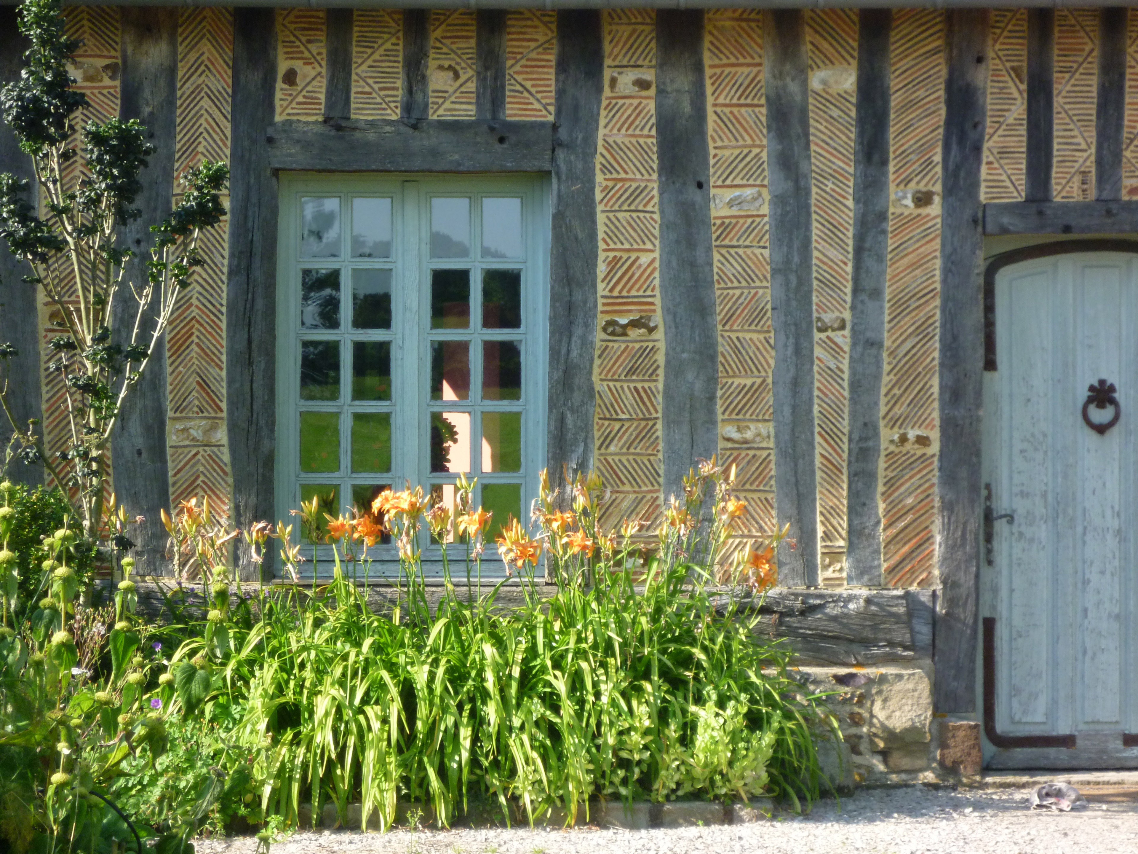 Casa nella natura a Saint Aubin de Bonneval