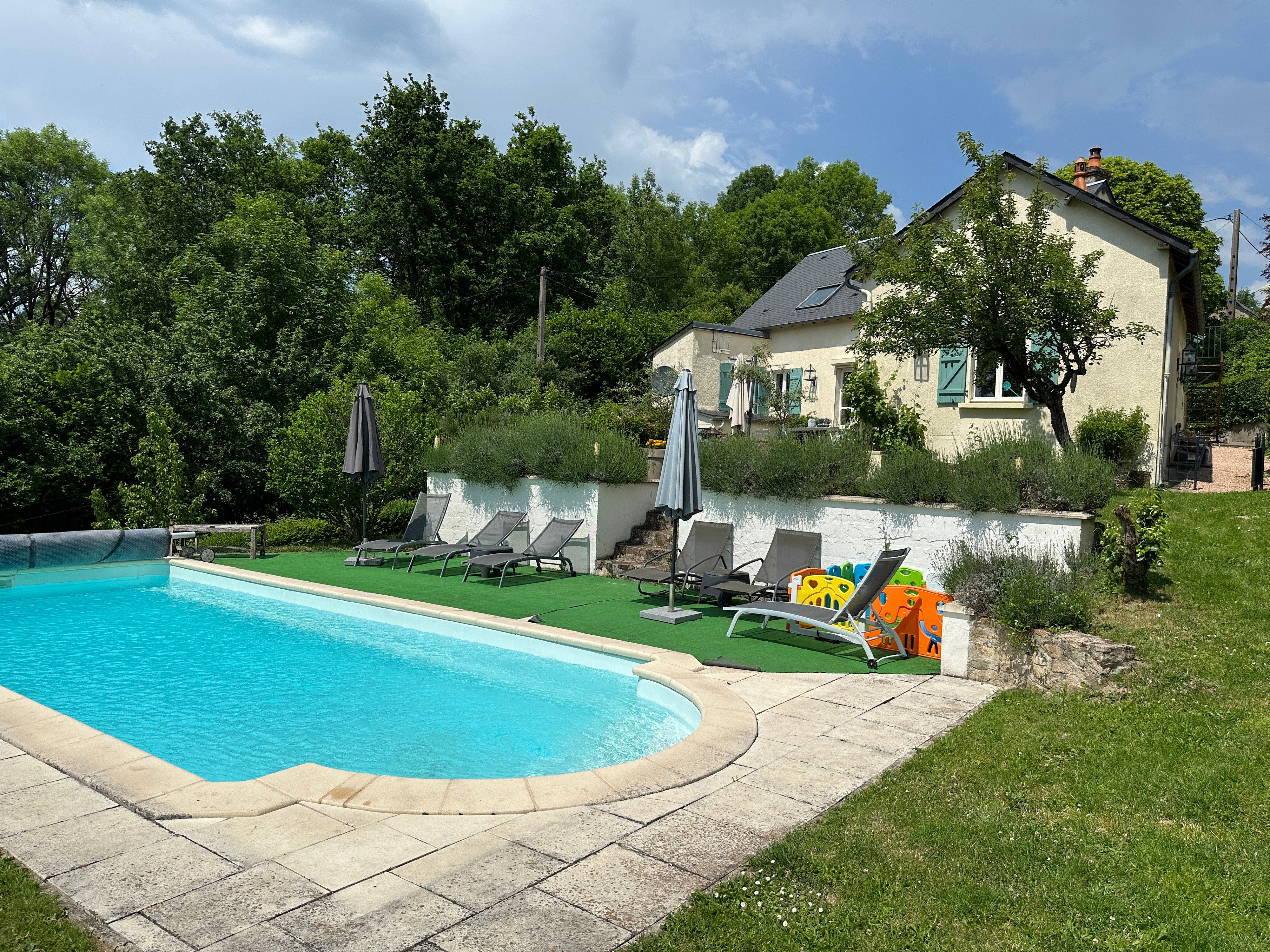 Nature house in Villapourcon