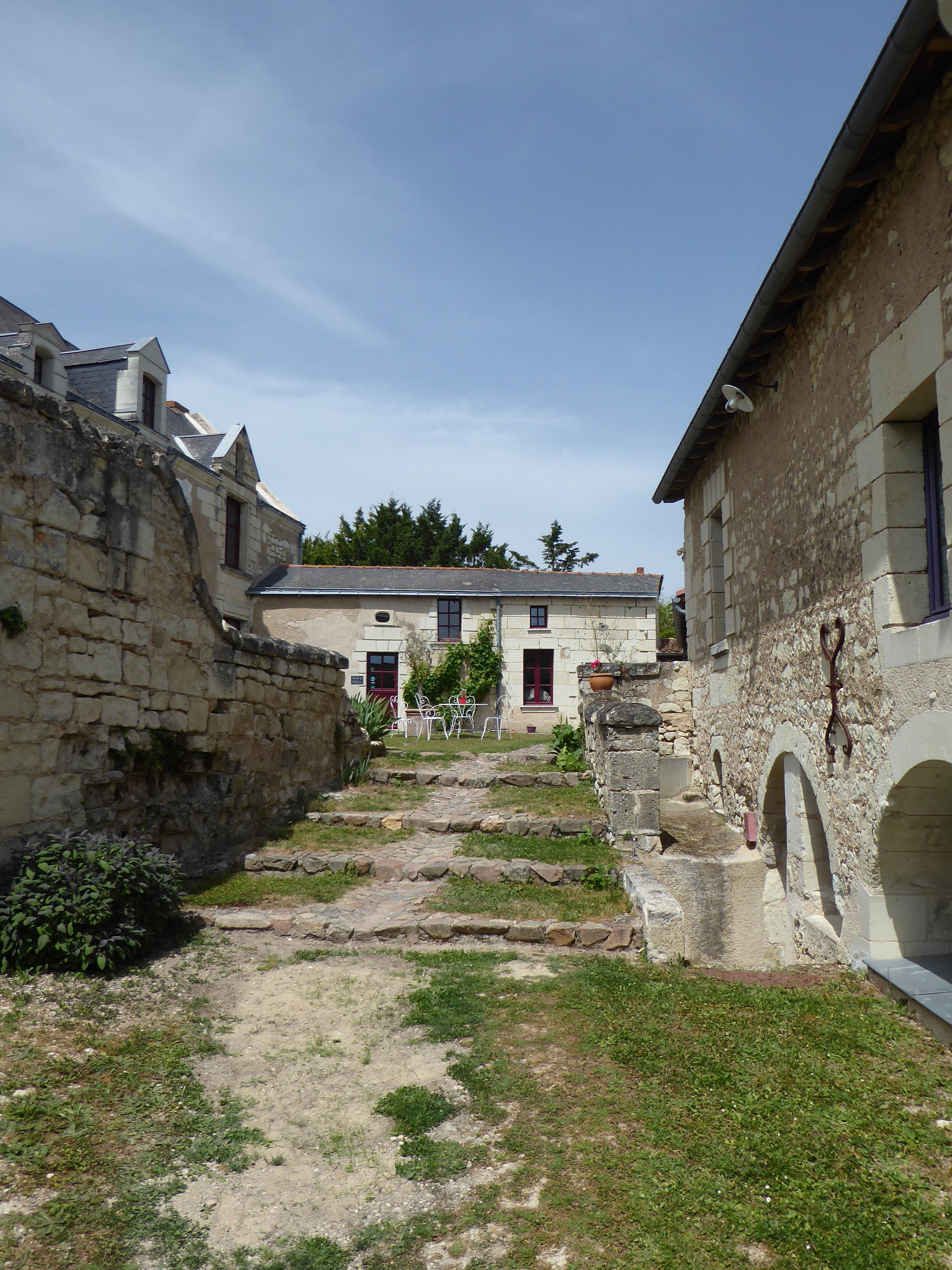 - image: 47