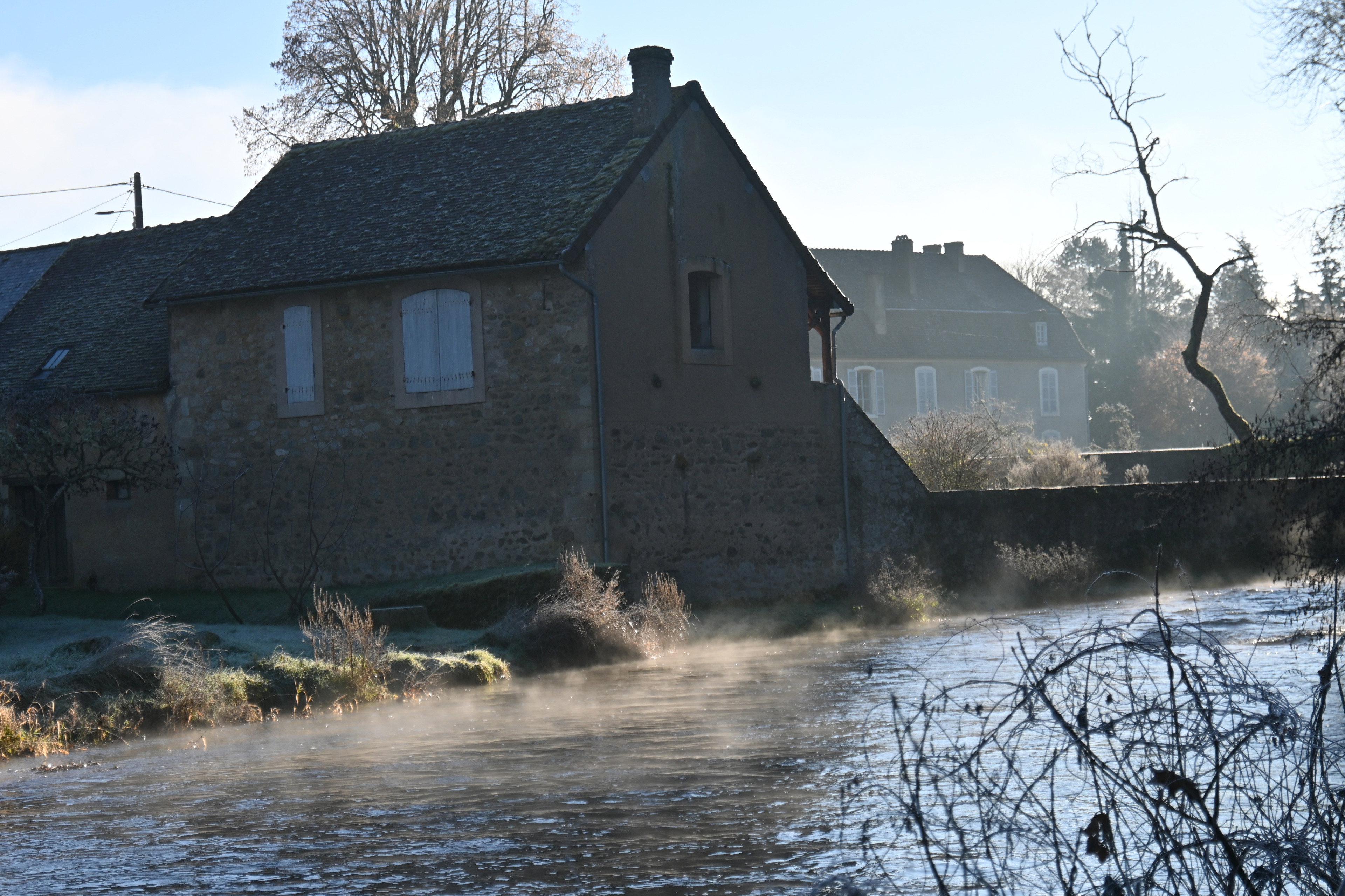 Casa nella natura a Lucenay l'Evêque